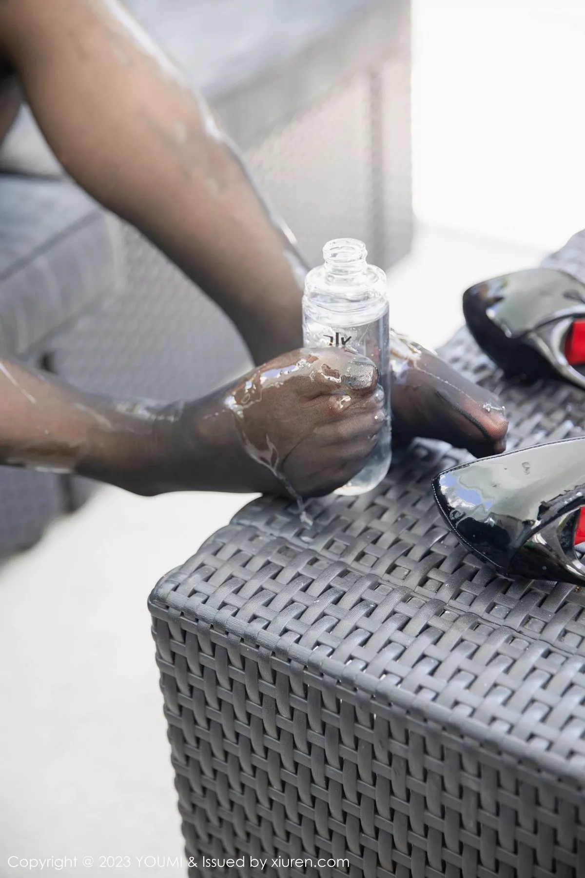 图片[5]-[YouMi尤蜜荟]第942期阿姣写真-秀人资源网