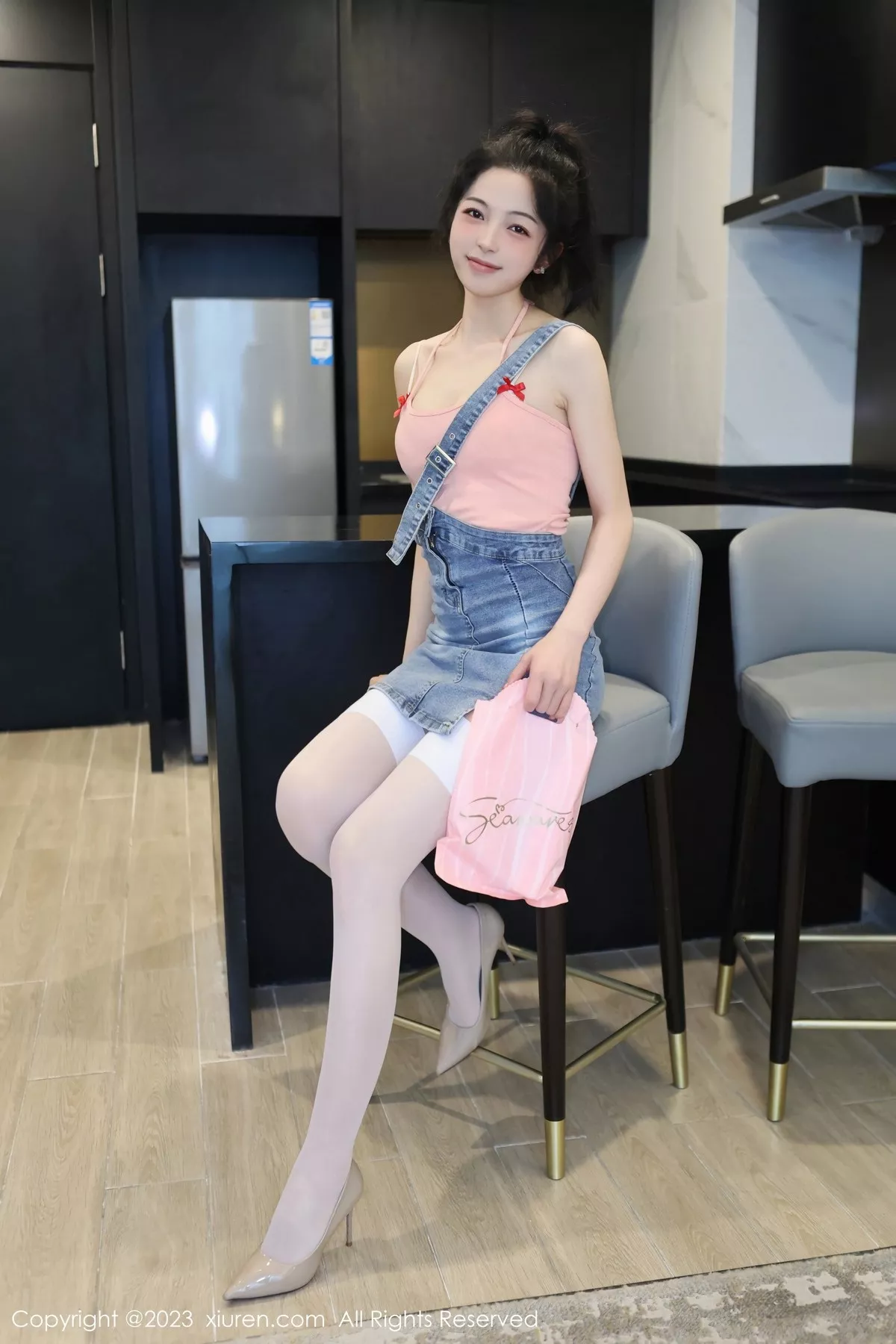 图片[2]-[XiuRen秀人网]第6816期茜茜写真-秀人资源网