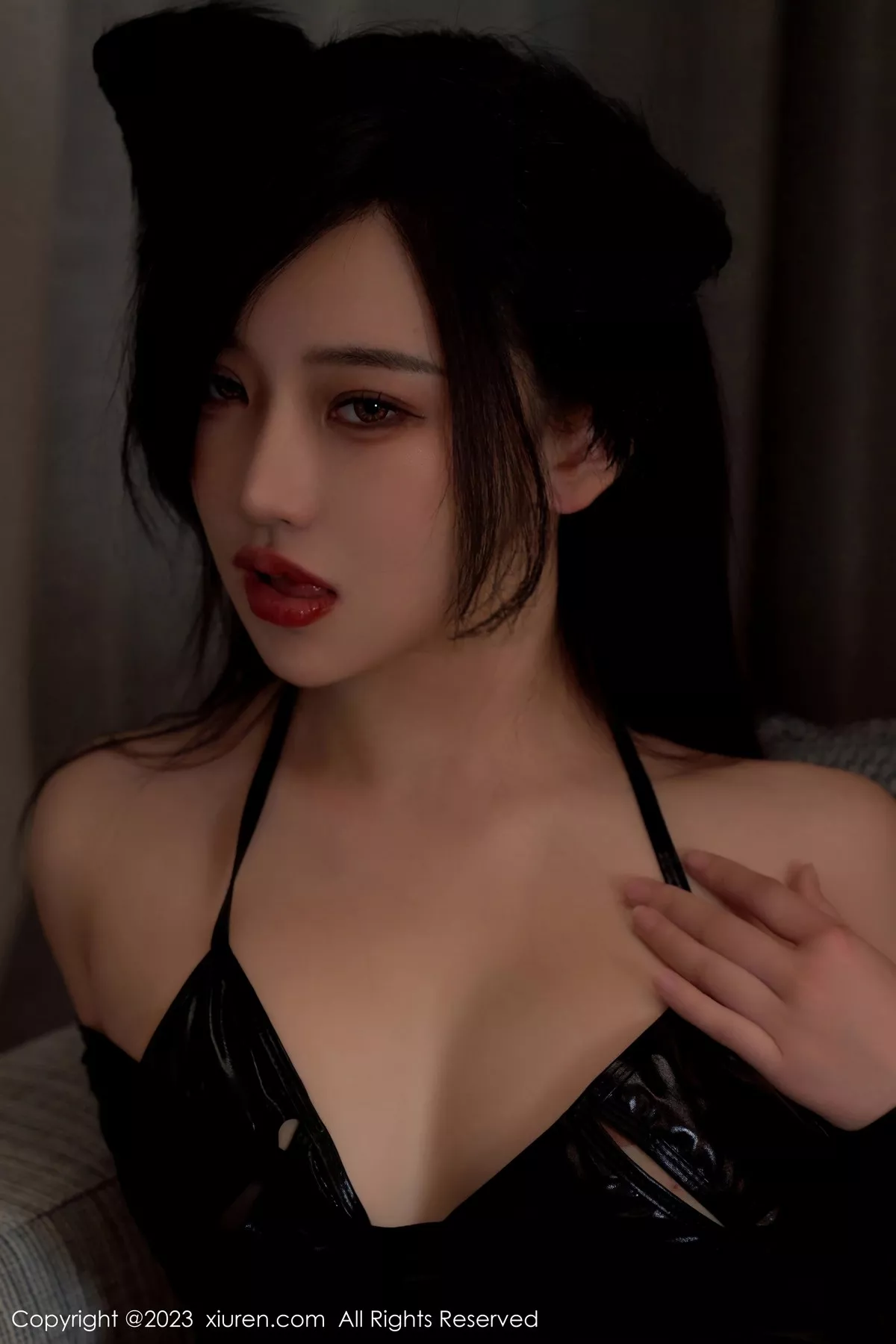 图片[2]-[XiuRen秀人网]第6826期妙可可写真-秀人资源网