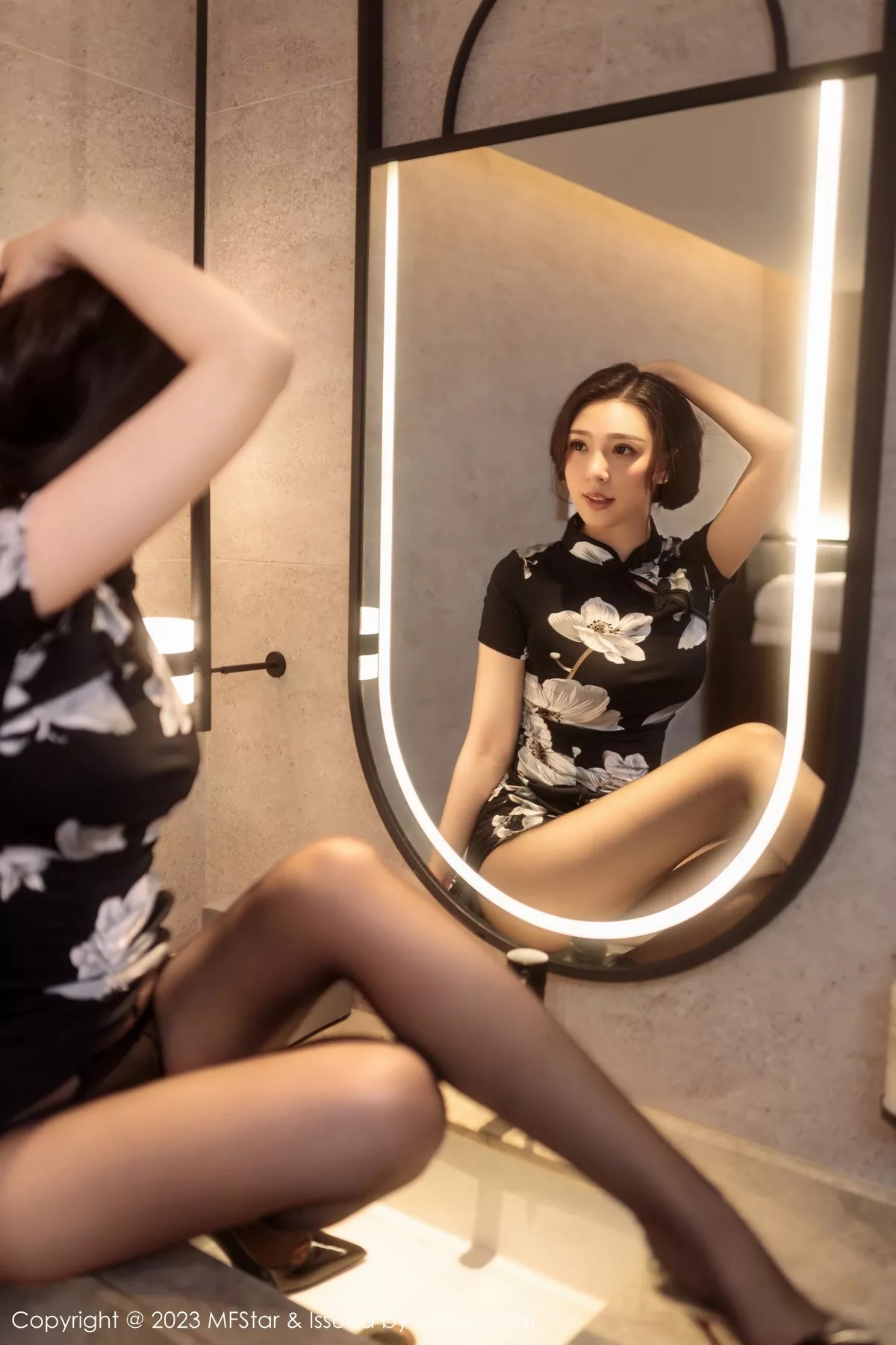 图片[19]-[MFStar模范学院]第630期小波多写真-秀人资源网