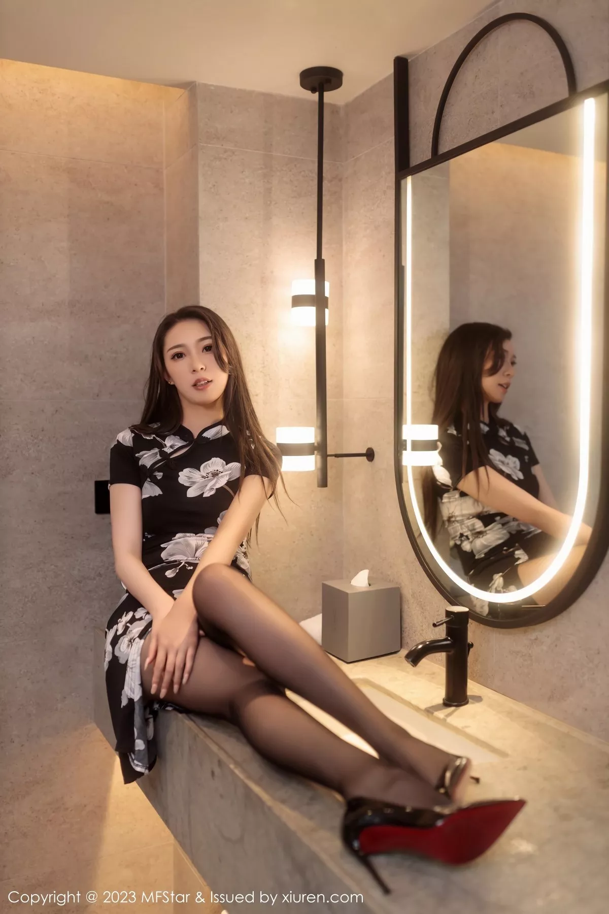 图片[7]-[MFStar模范学院]第630期小波多写真-秀人资源网