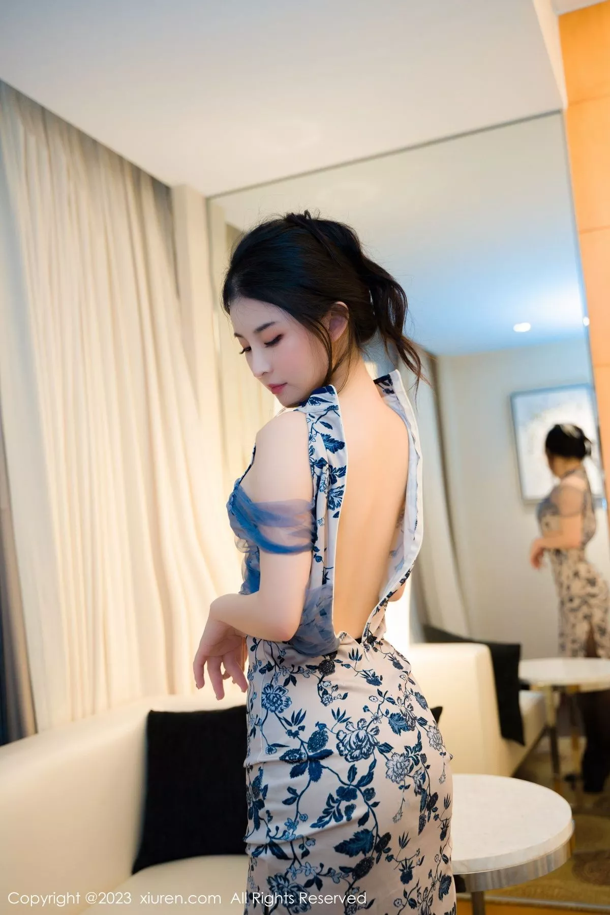 图片[2]-[XiuRen秀人网]第7024期柒喜小写真-秀人资源网