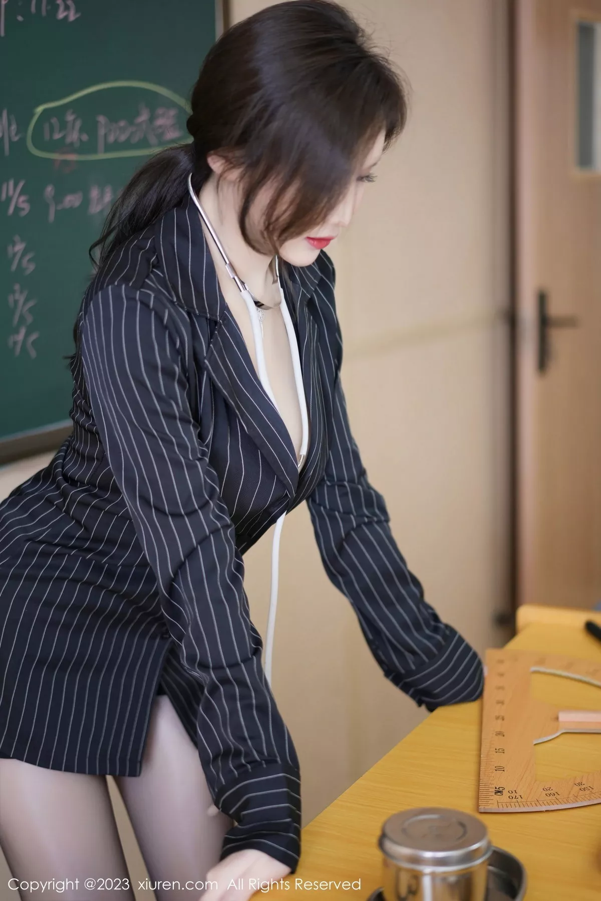 图片[5]-[XiuRen秀人网]第7042期周妍希写真-秀人资源网