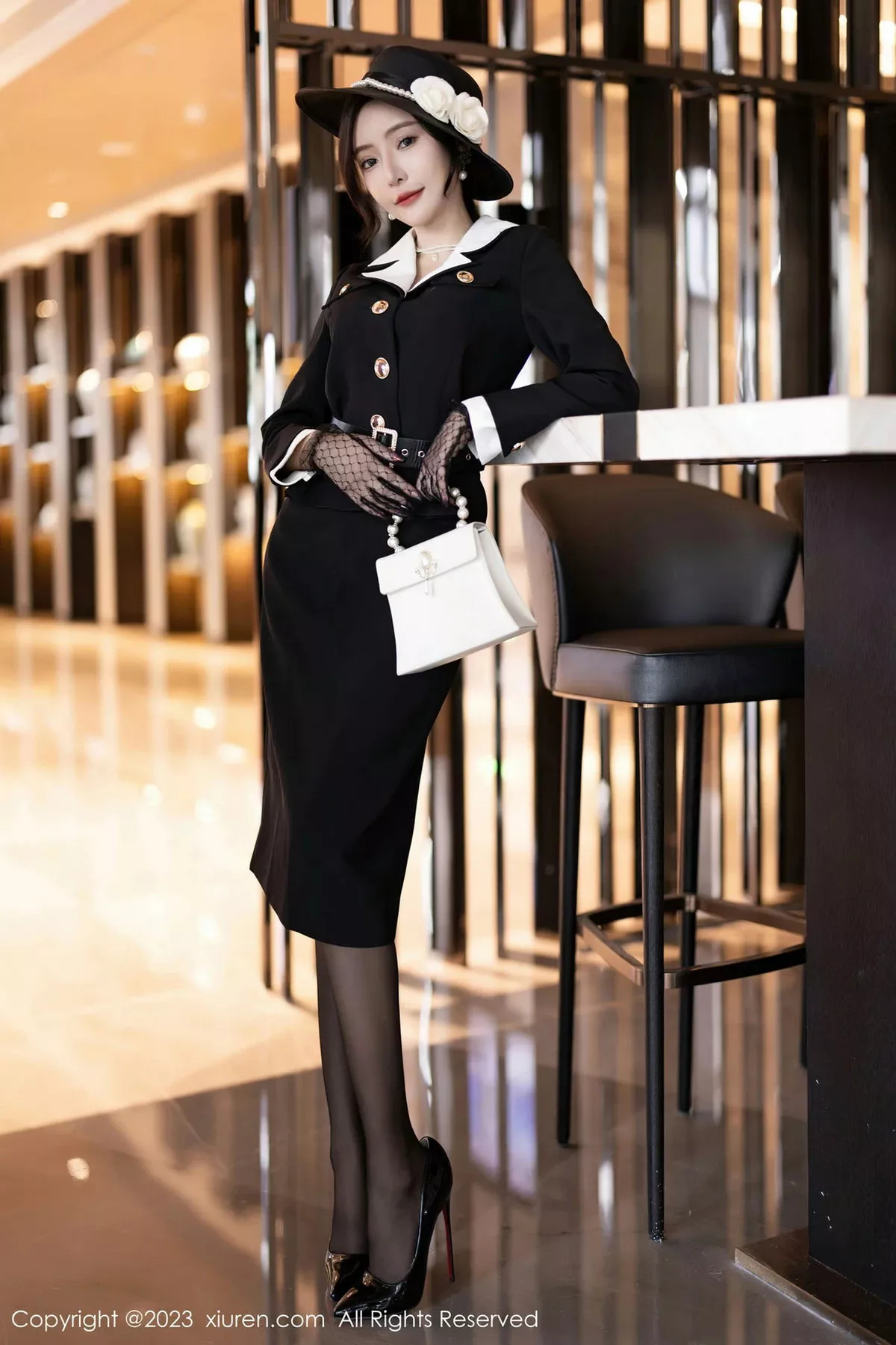 图片[13]-[XiuRen秀人网]第7048期王馨瑶写真-秀人资源网