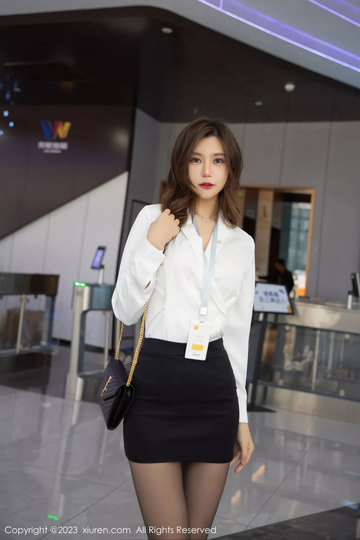 [XiuRen秀人网]第7079期绮里嘉写真-秀人资源网