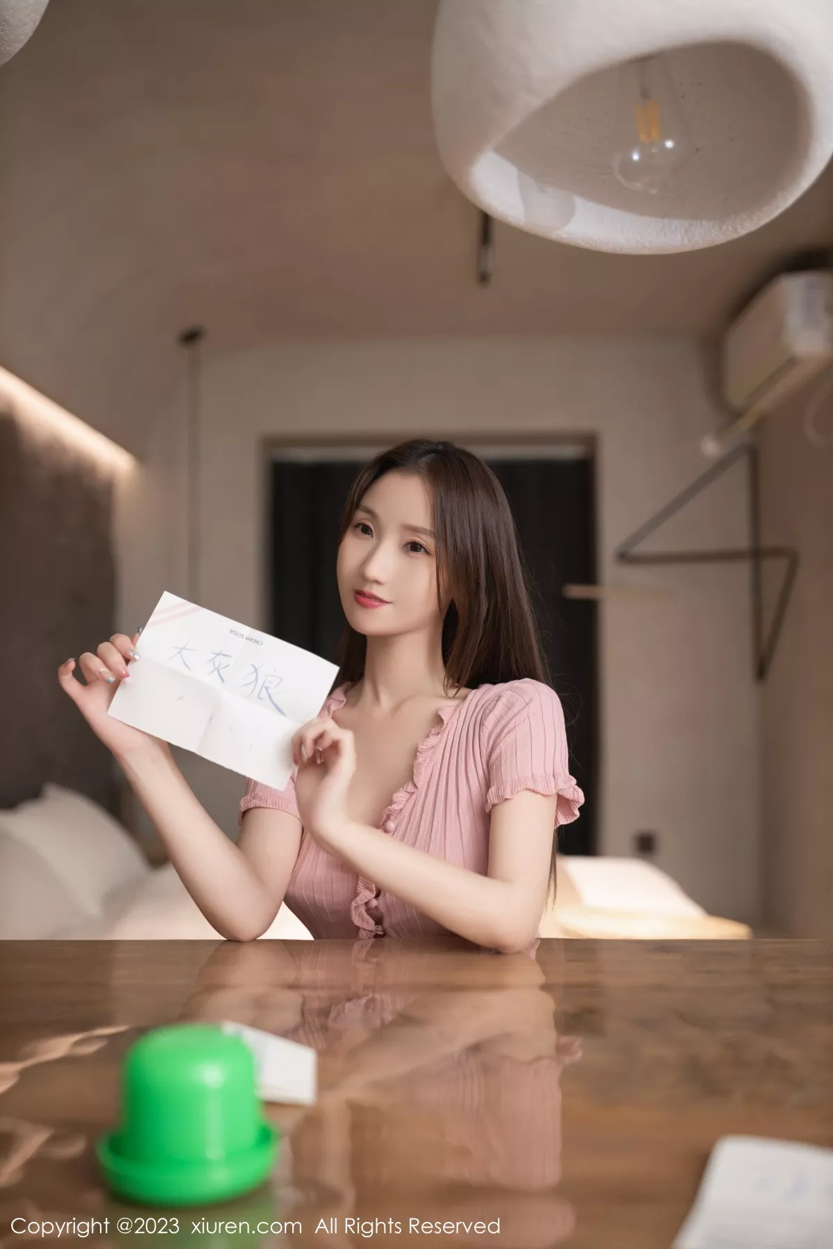 [XiuRen秀人网]第7084期鱼子酱写真-秀人资源网