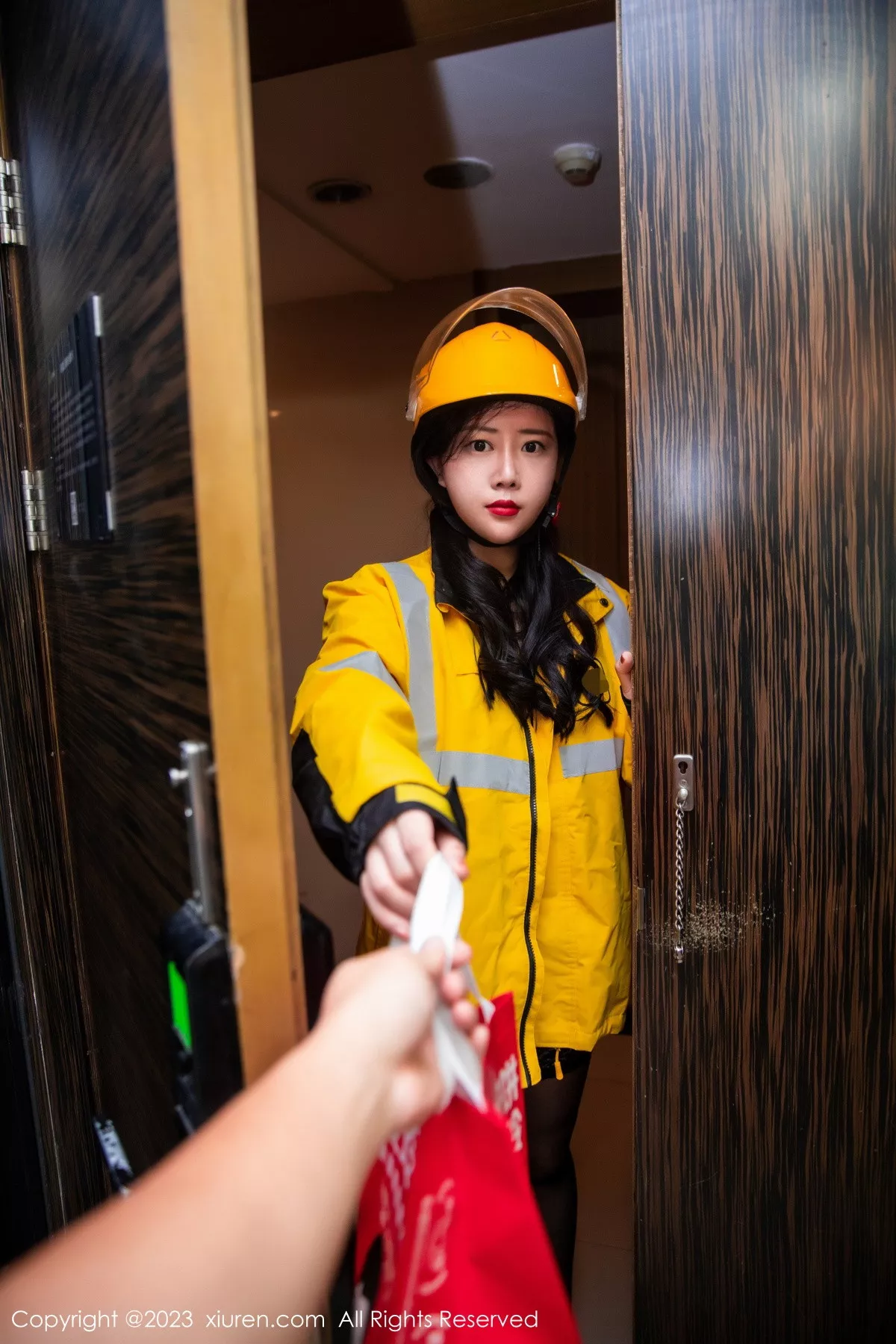 [XiuRen秀人网]第7093期王婉悠写真-秀人资源网