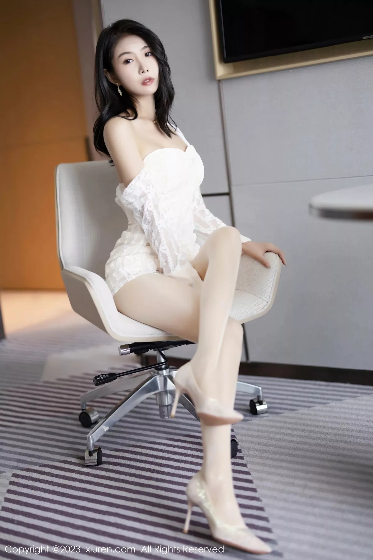 图片[17]-[XiuRen秀人网]第6974期苏苏阿写真-秀人资源网