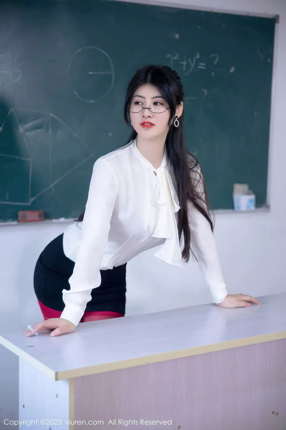 图片[3]-[XiuRen秀人网]第6980期诗诗写真-秀人资源网