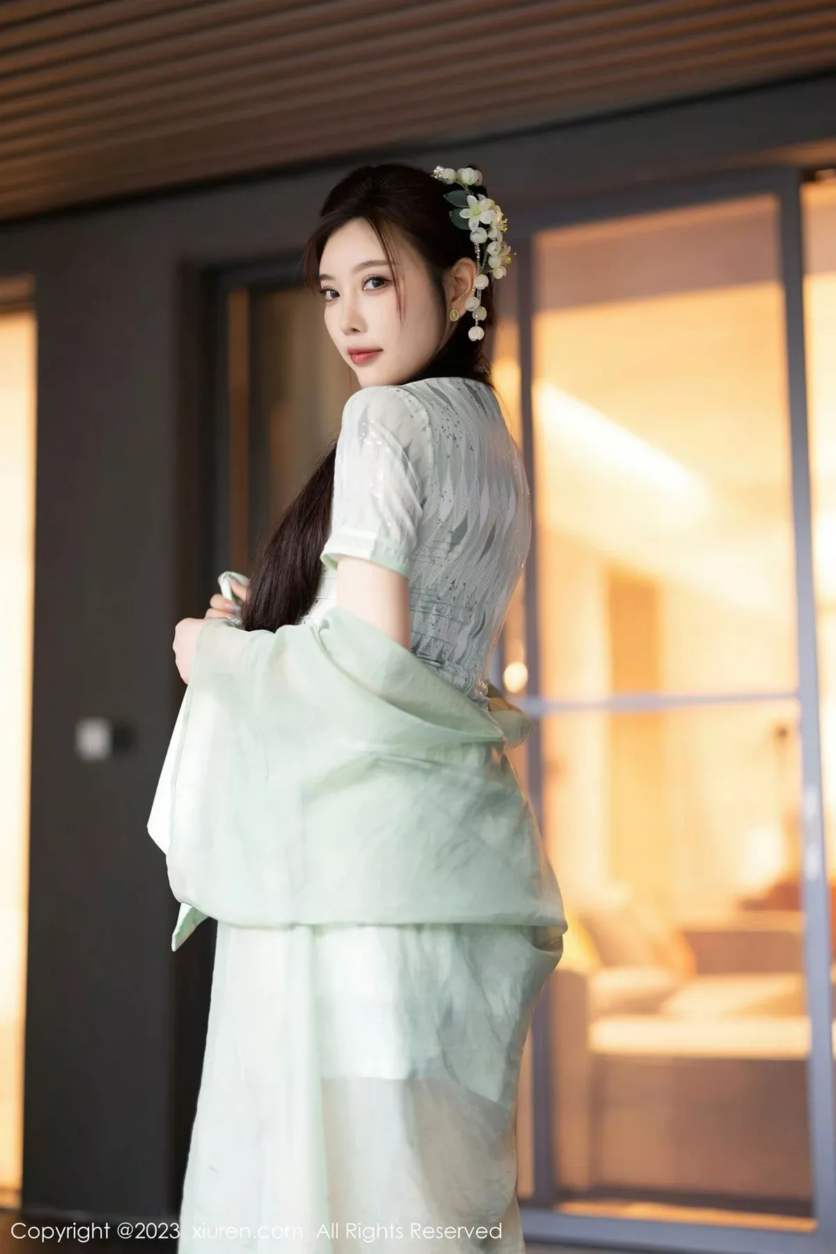 图片[3]-[XiuRen秀人网]第6983期杨晨晨写真-秀人资源网