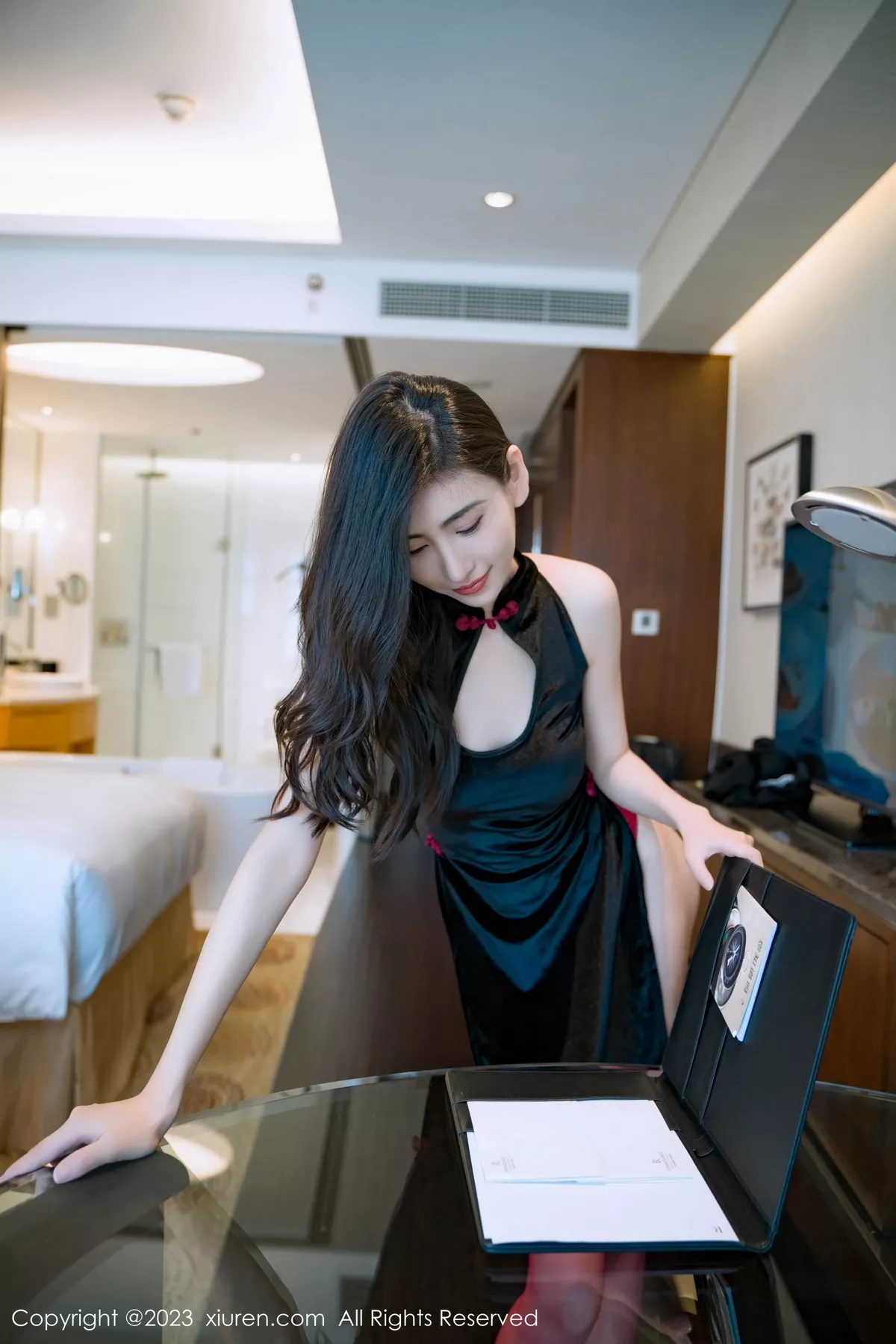 图片[3]-[XiuRen秀人网]第7128期章芃芃写真-秀人资源网