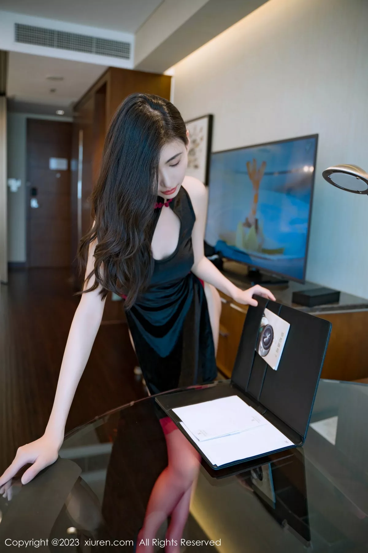 图片[18]-[XiuRen秀人网]第7128期章芃芃写真-秀人资源网