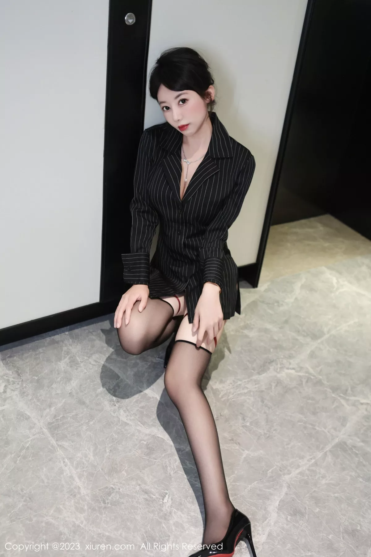 [XiuRen秀人网]第7384期白笑笑写真-秀人资源网