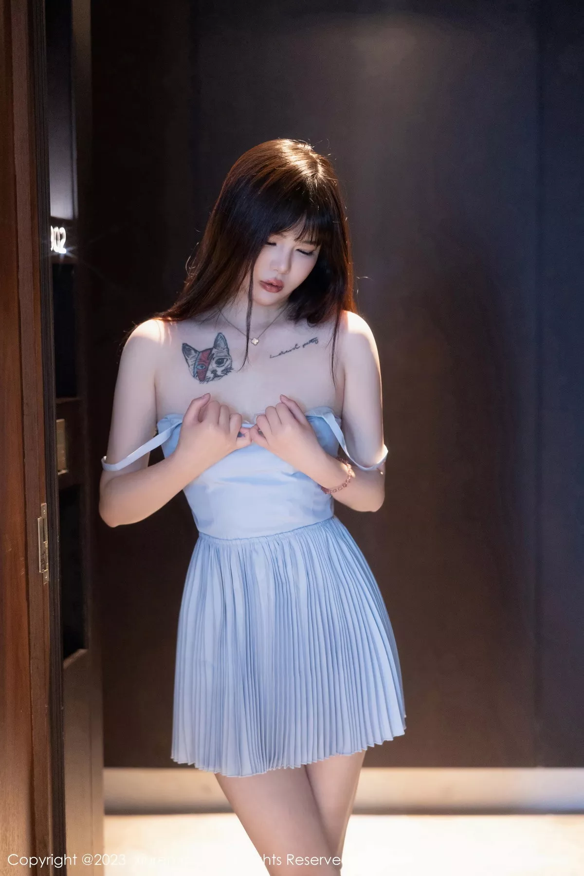 图片[2]-[XiuRen秀人网]第7266期薇薇写真-秀人资源网