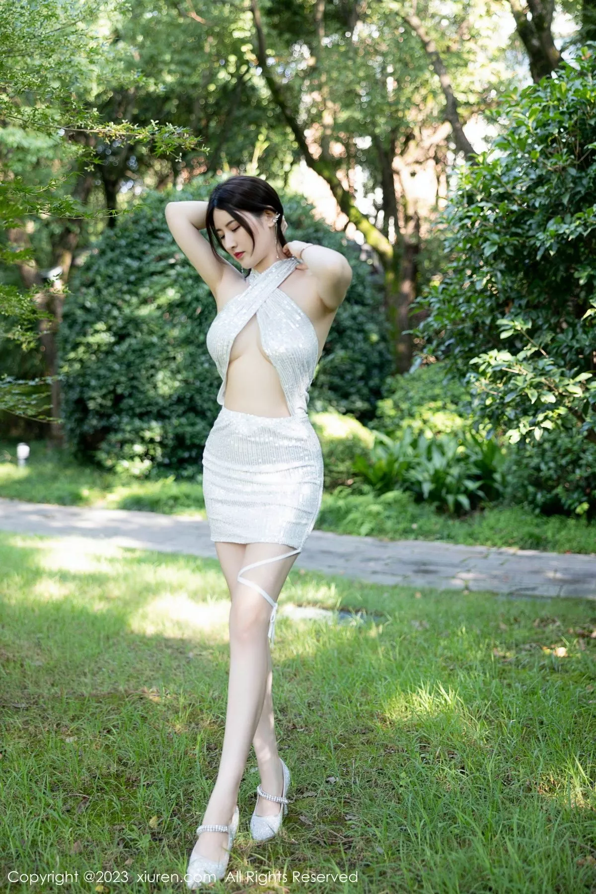 图片[5]-[XiuRen秀人网]第7441期诗诗写真-秀人资源网