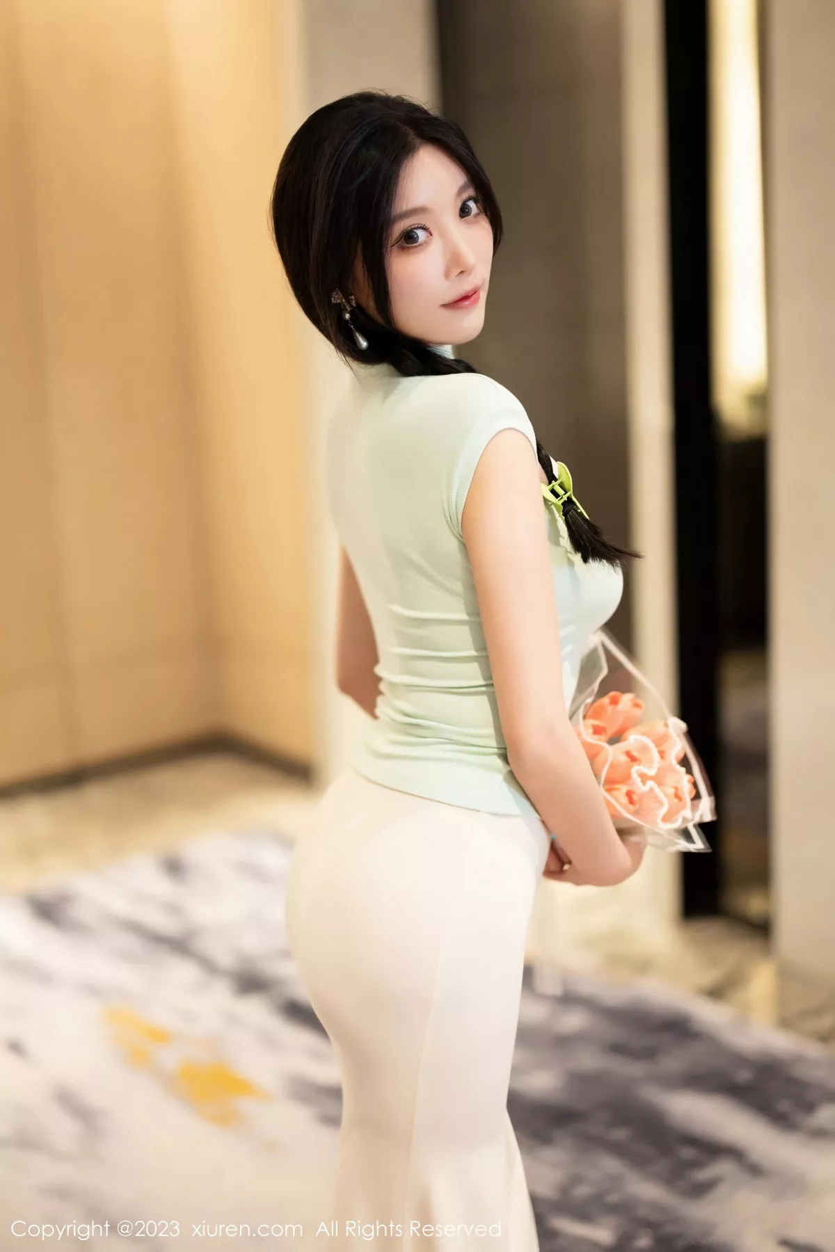 图片[19]-[XiuRen秀人网]第7481期杨晨晨写真-秀人资源网