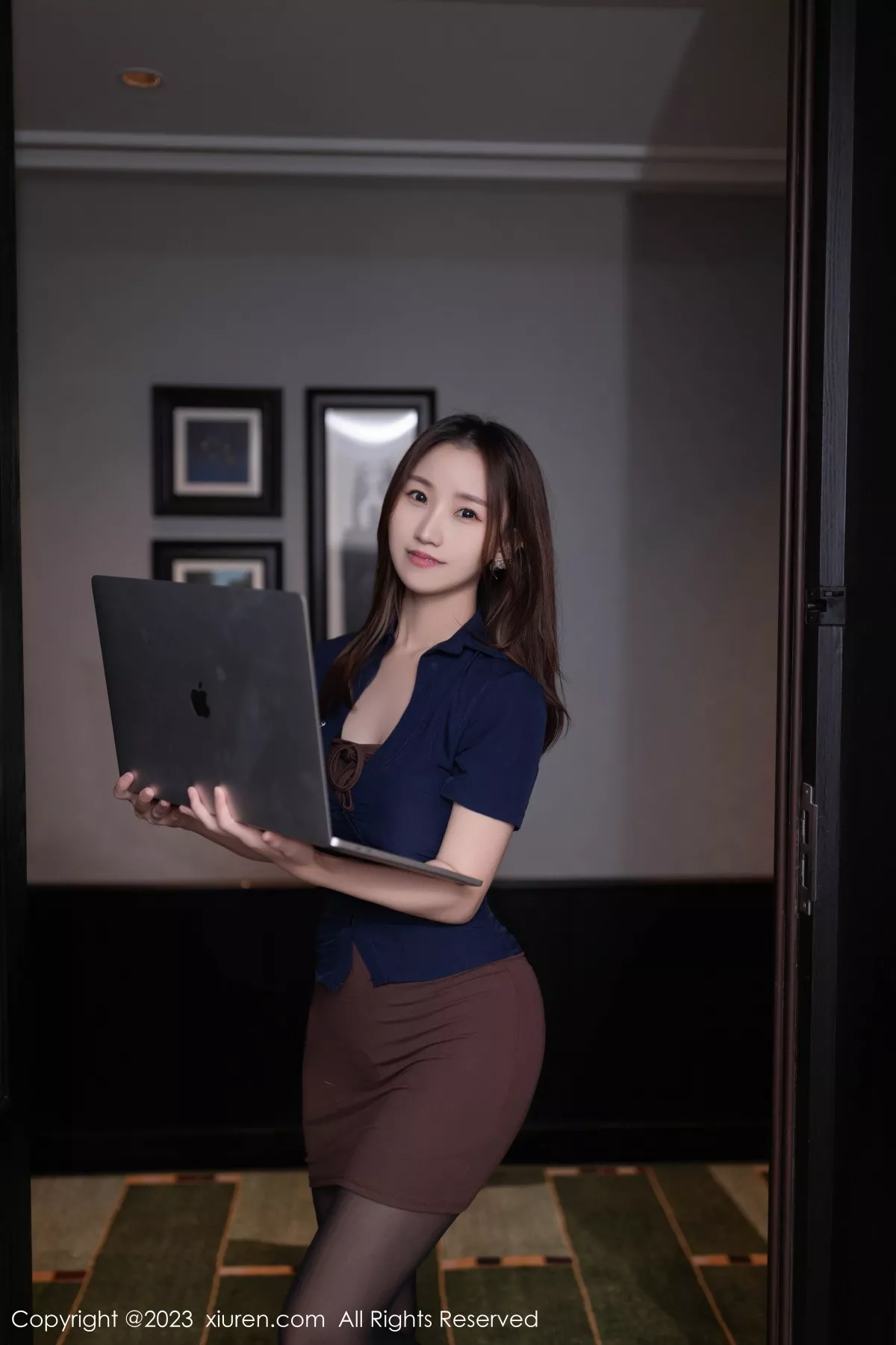 [XiuRen秀人网]第7417期杏子写真-秀人资源网