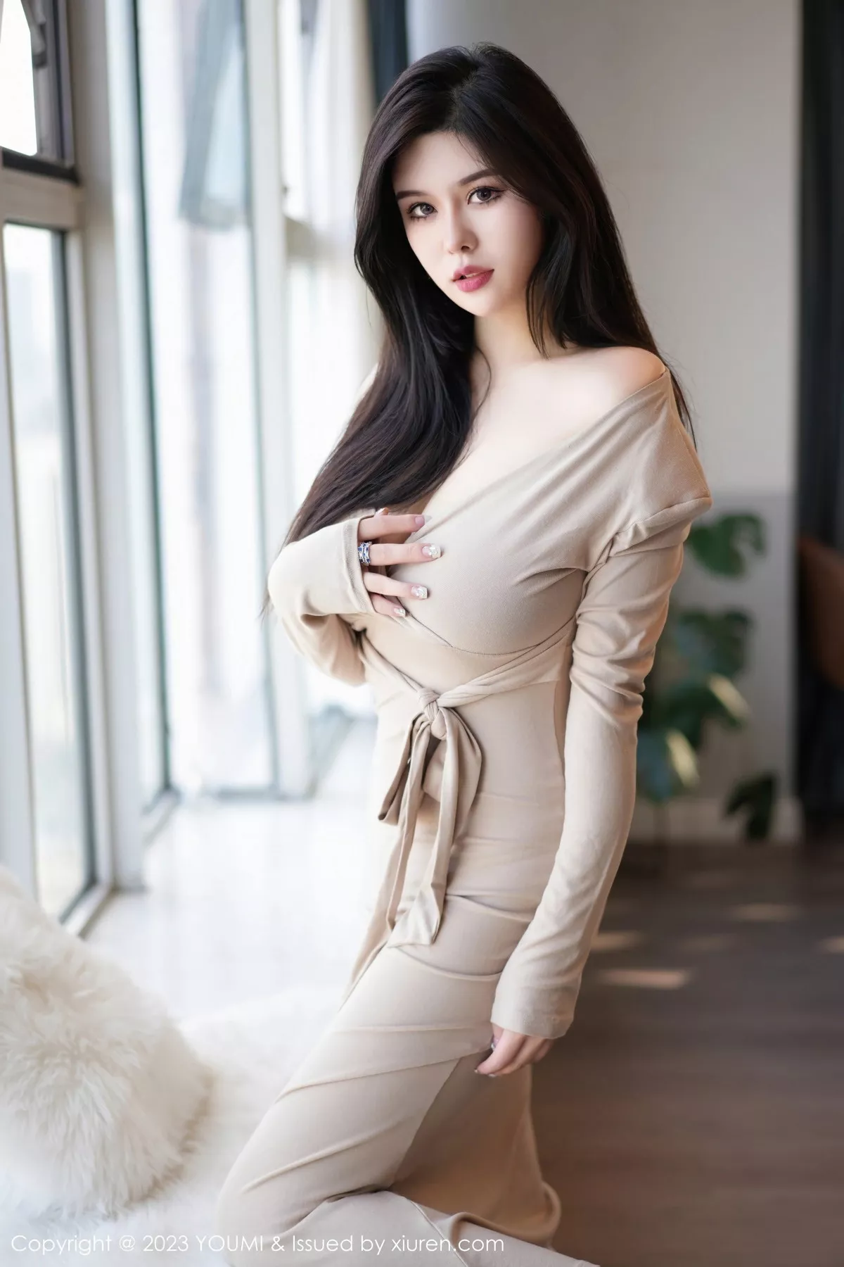 图片[2]-[YouMi尤蜜荟]第1000期周思乔写真-秀人资源网