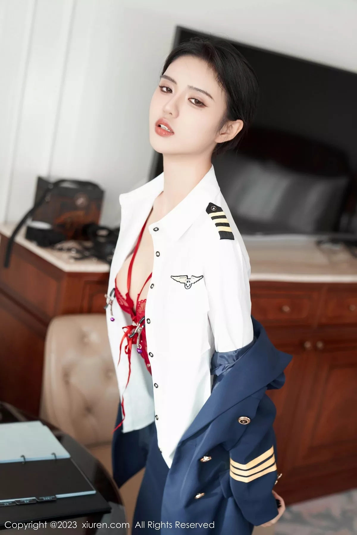 图片[5]-[XiuRen秀人网]第7737期浅浅写真-秀人资源网