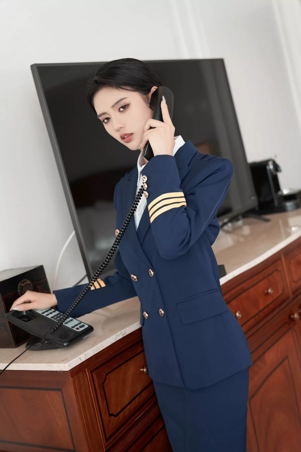 图片[3]-[XiuRen秀人网]第7737期浅浅写真-秀人资源网