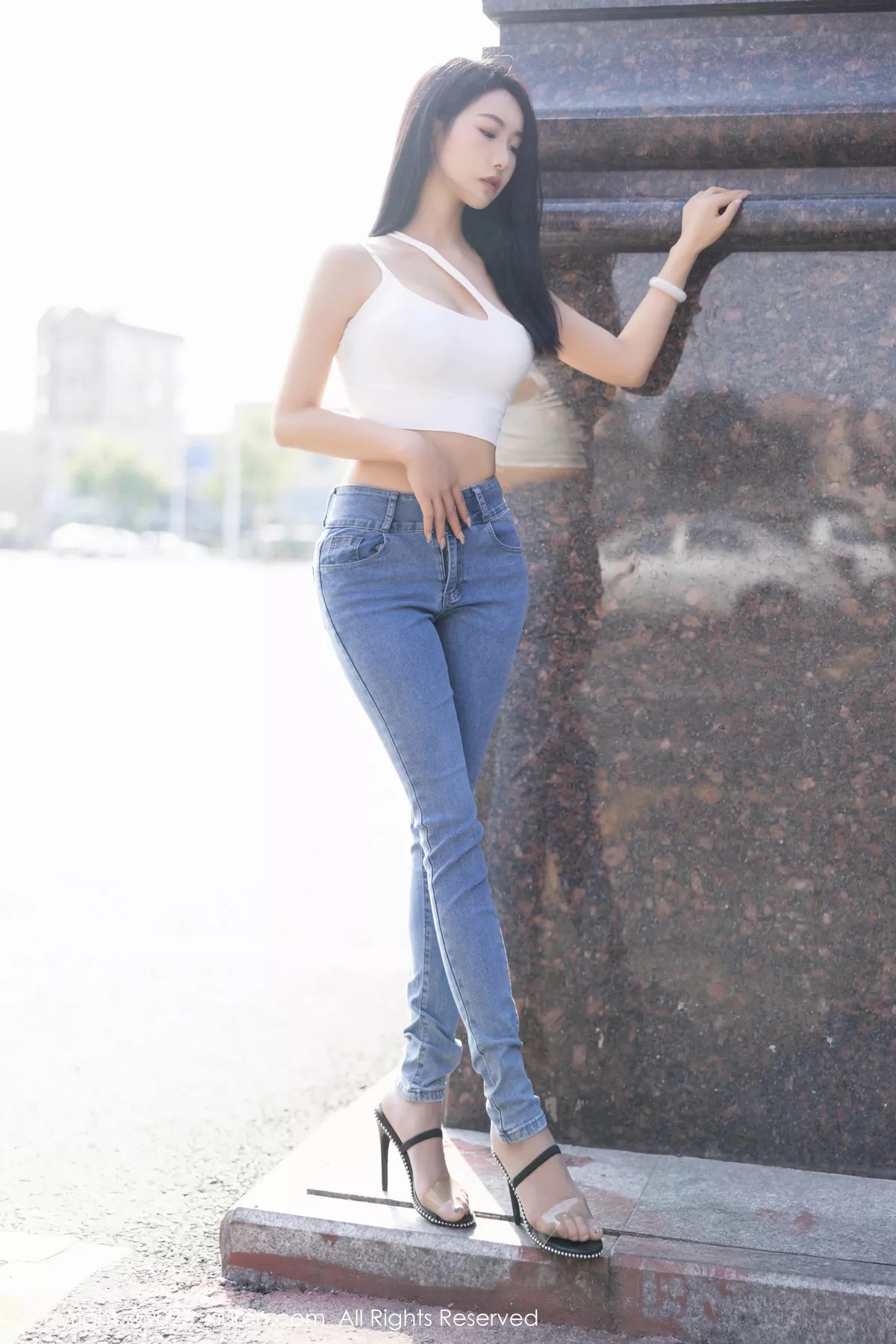 图片[5]-[XiuRen秀人网]第7781期苏苏阿写真-秀人资源网