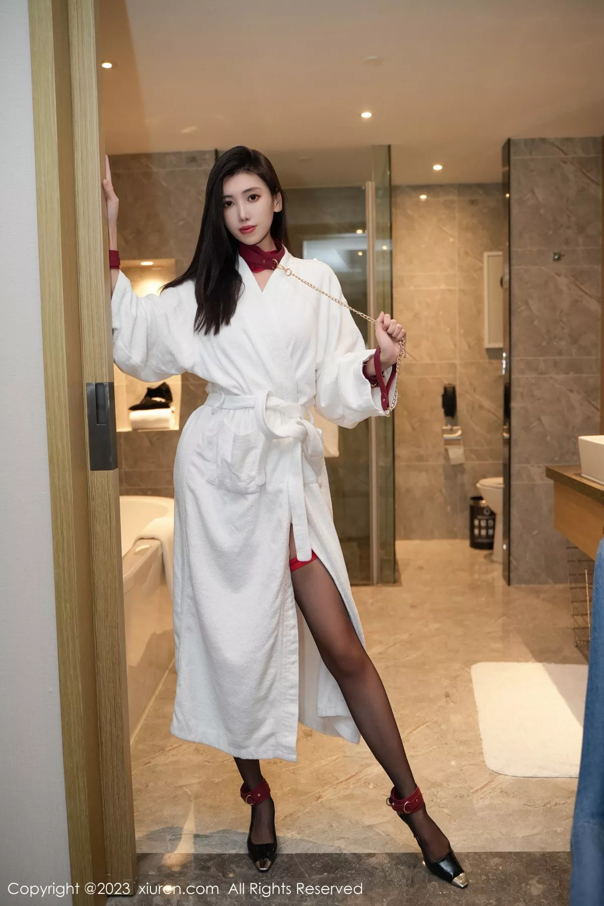 图片[2]-[XiuRen秀人网]第7783期章芃芃写真-秀人资源网