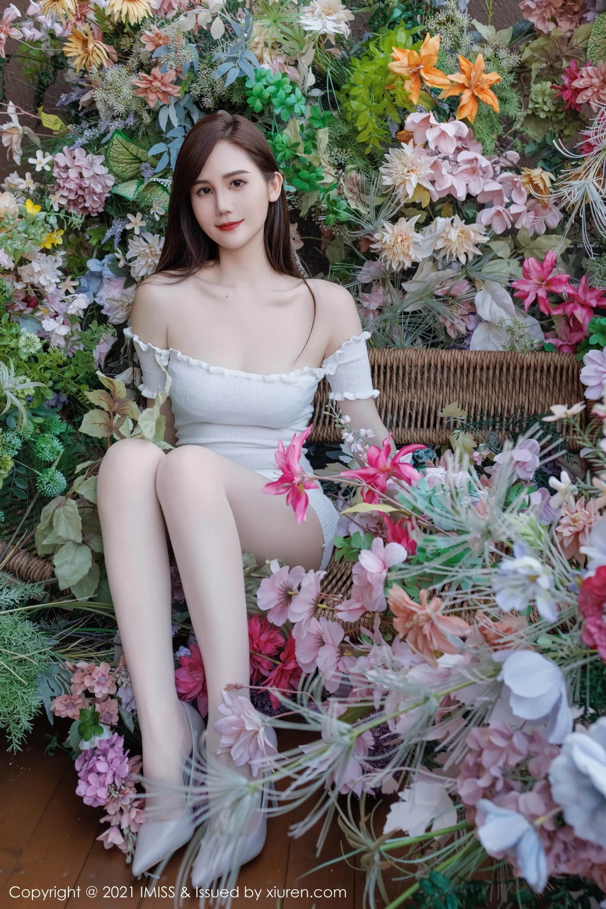 图片[2]-[Imiss爱蜜社]第761期SISY思写真-秀人资源网