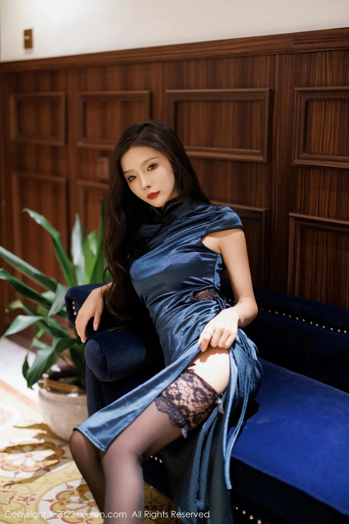 图片[2]-[XiuRen秀人网]第7800期七七写真-秀人资源网