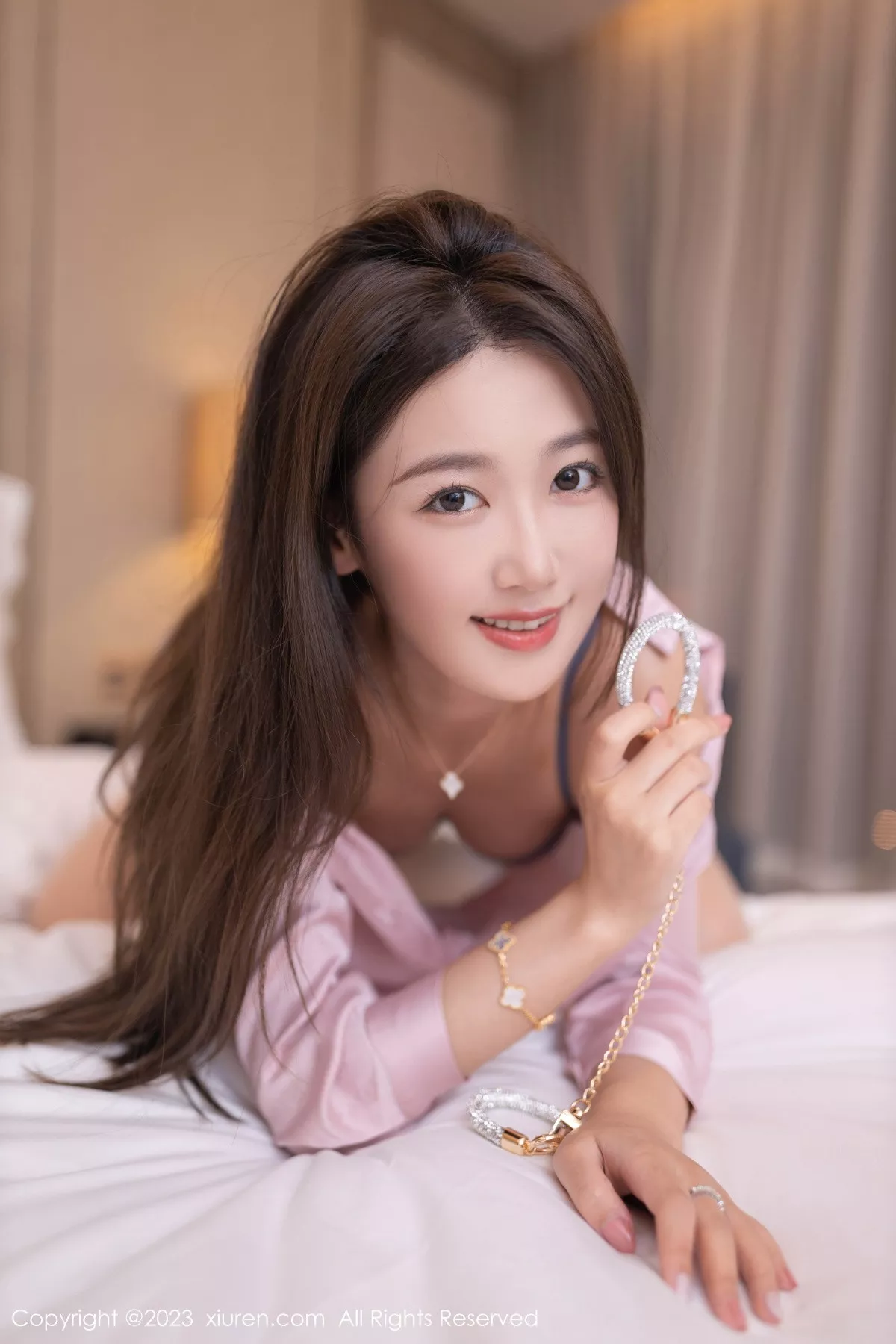 [XiuRen秀人网]第7726期唐安琪写真-秀人资源网