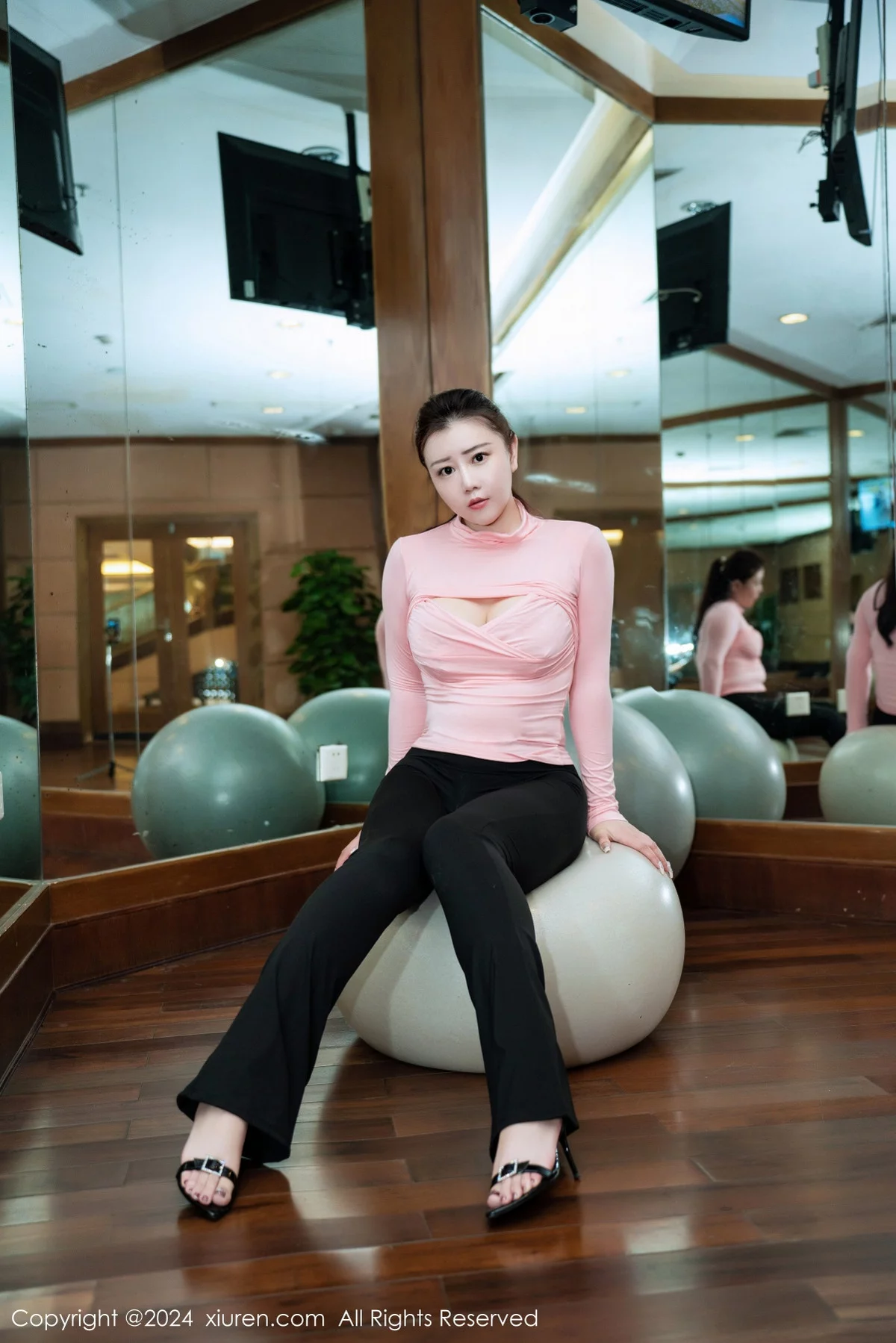 图片[17]-[XiuRen秀人网]第7943期王婉悠写真-秀人资源网