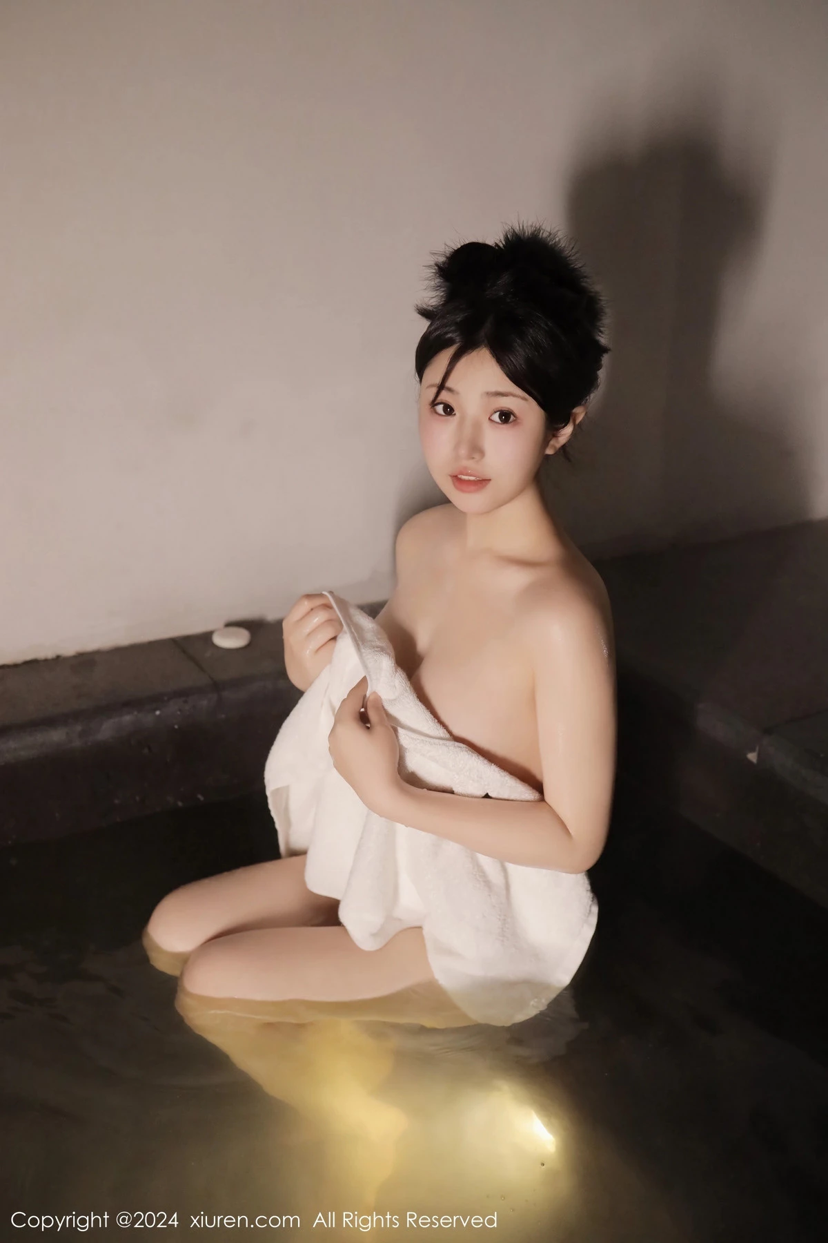 [XiuRen秀人网]第7977期陈小花写真-秀人资源网