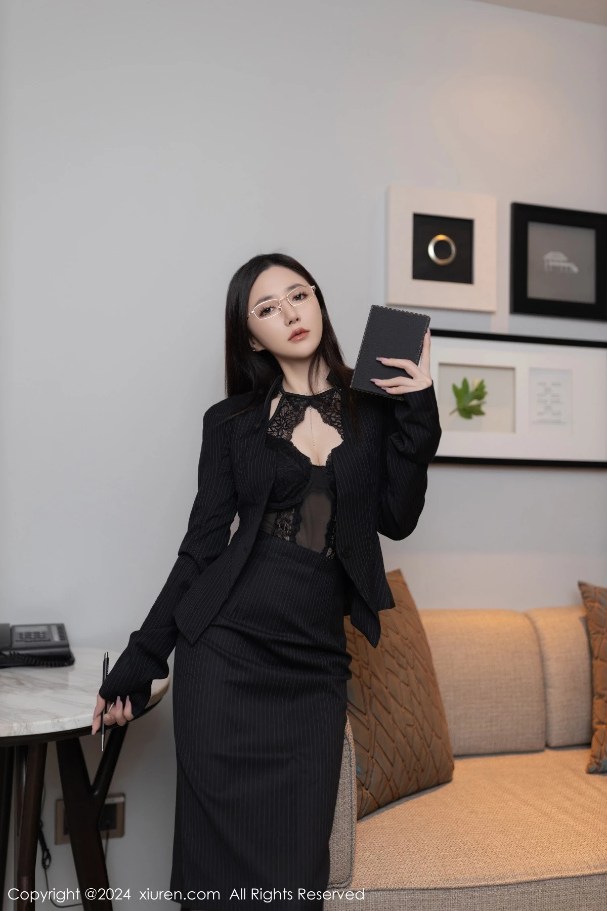 图片[2]-[XiuRen秀人网]第7992期鱼子酱写真-秀人资源网