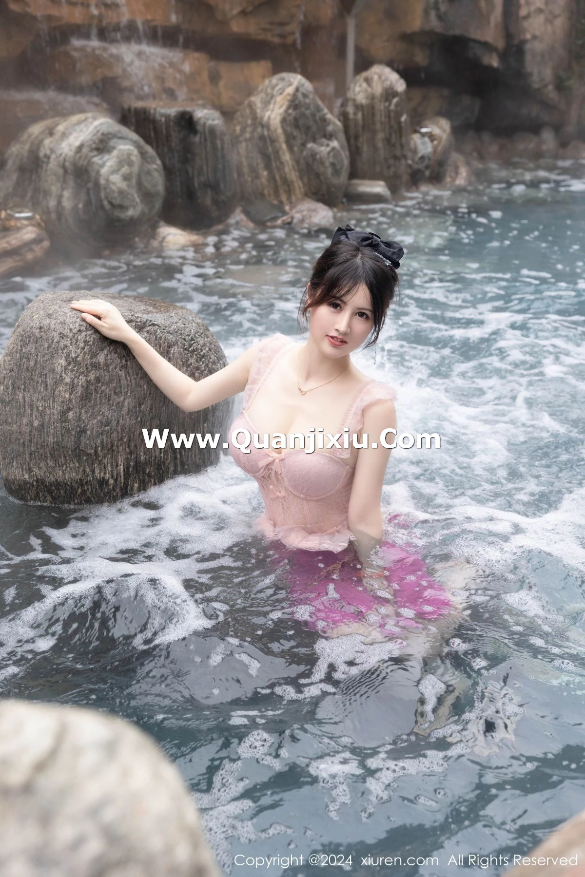 图片[2]-[XiuRen秀人网]第8039期诗诗写真-秀人资源网