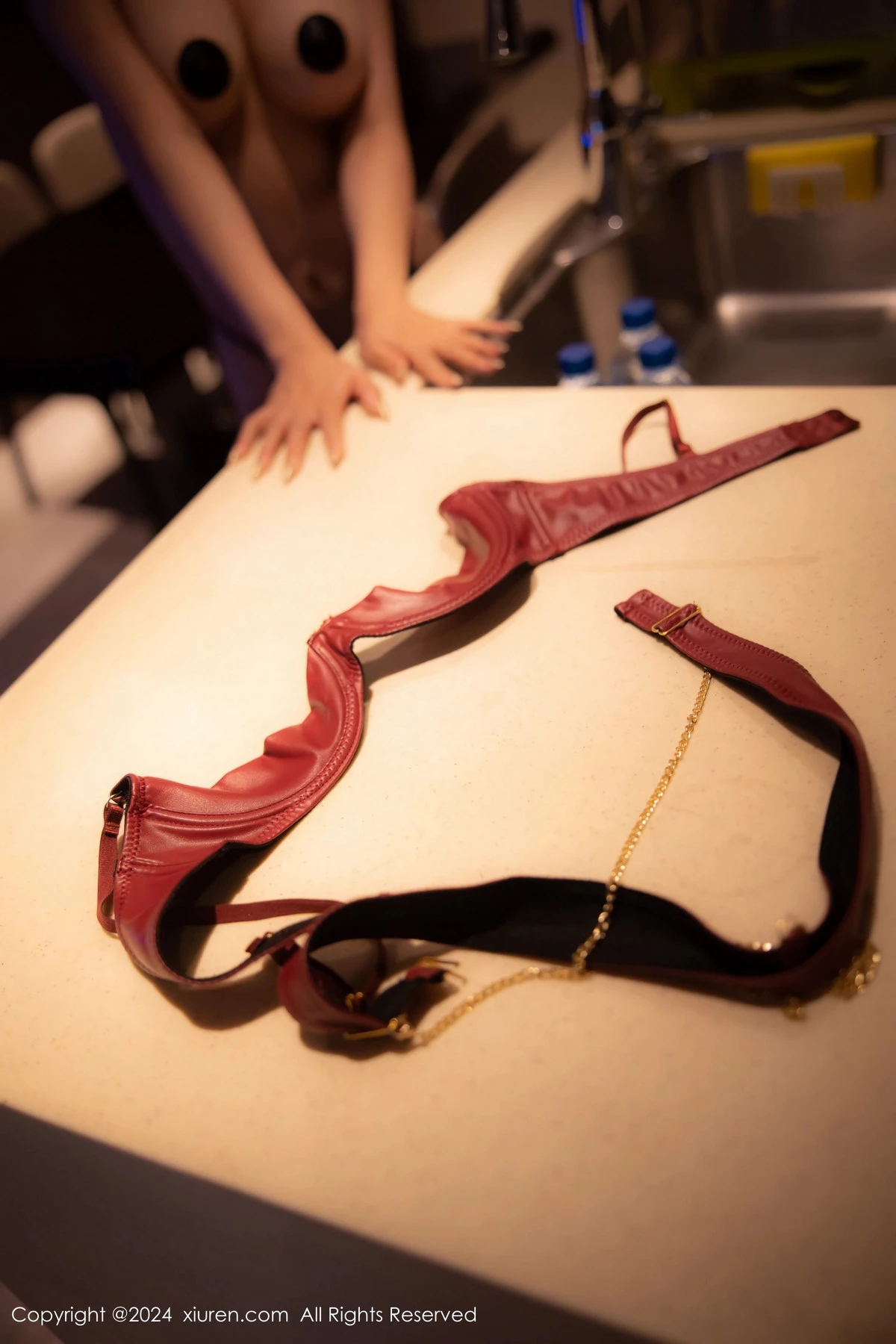 图片[2]-[XiuRen秀人网]第8069期田冰冰写真-秀人资源网