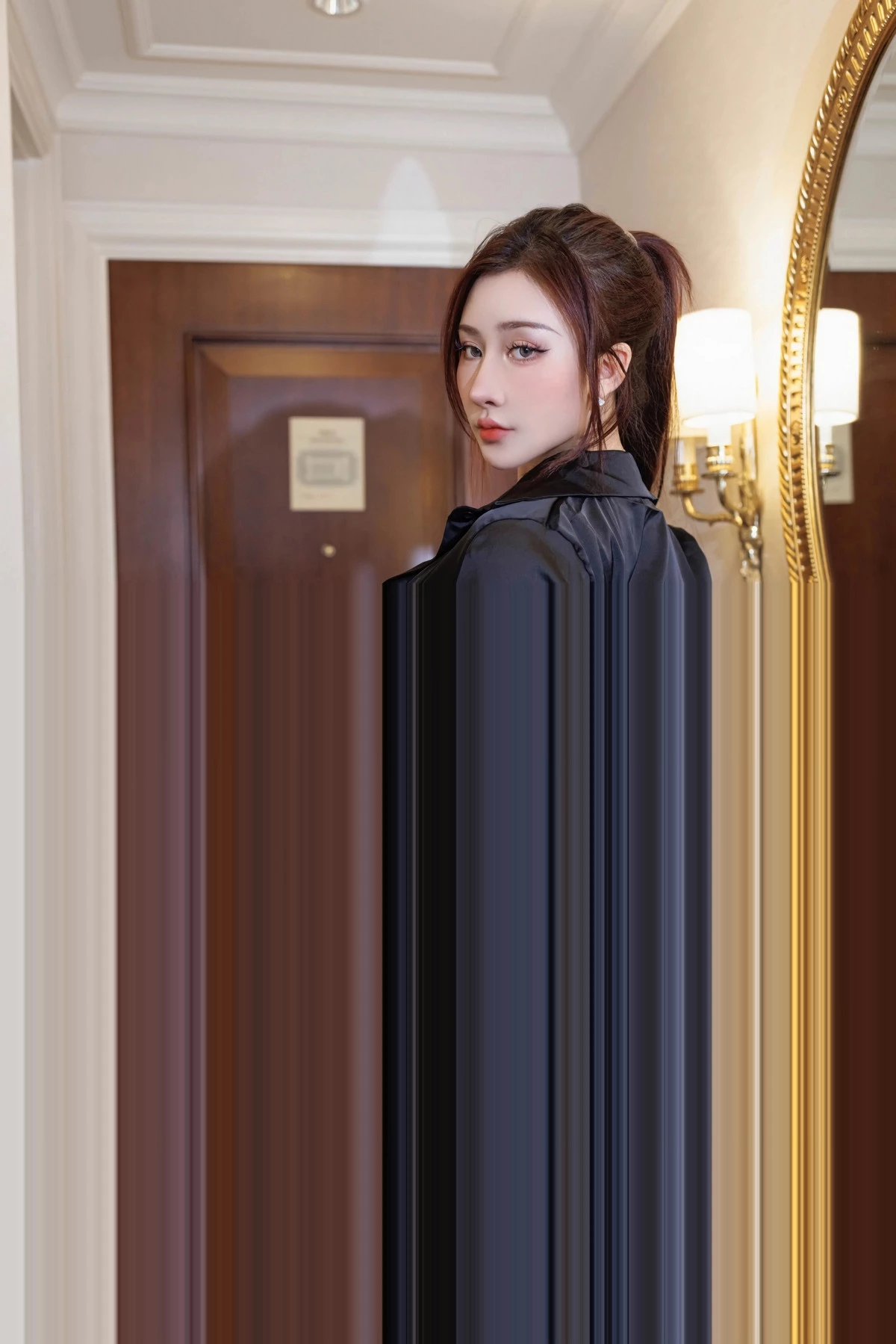 图片[5]-[Imiss爱蜜社]第766期蕾蕾醒了没写真-秀人资源网