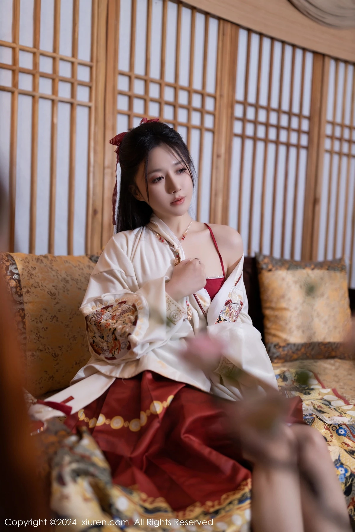 图片[4]-[XiuRen秀人网]第8095期鱼子酱写真-秀人资源网