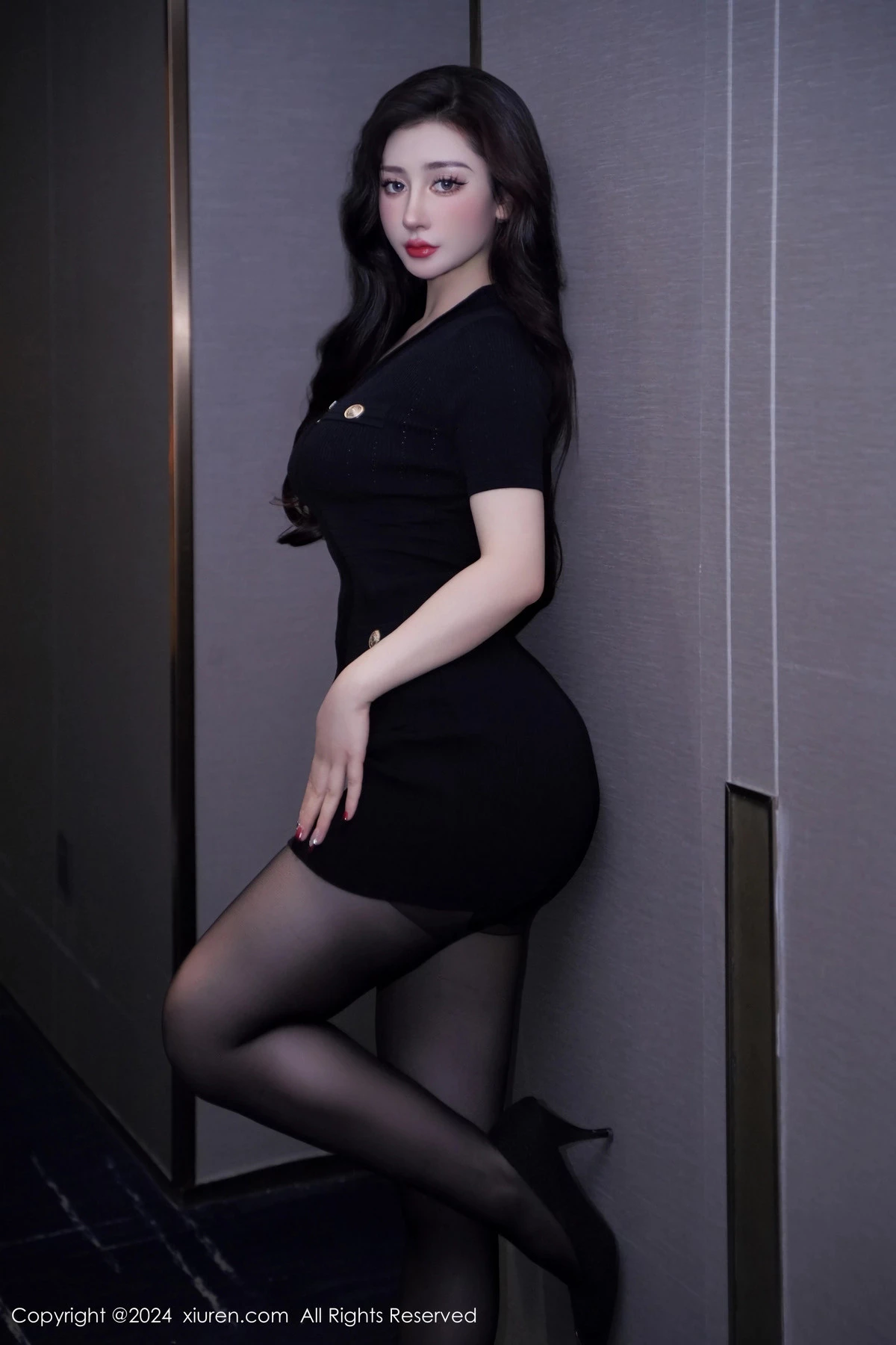 图片[23]-[XiuRen秀人网]第8170期蕾蕾醒了没写真-秀人资源网