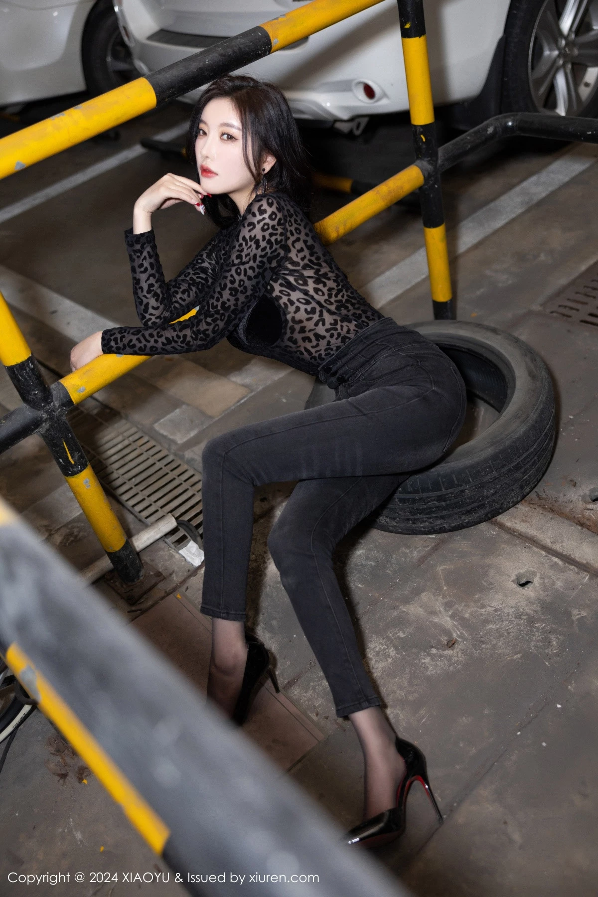 图片[5]-[XiaoYu画语界]第1216期杨晨晨写真-秀人资源网