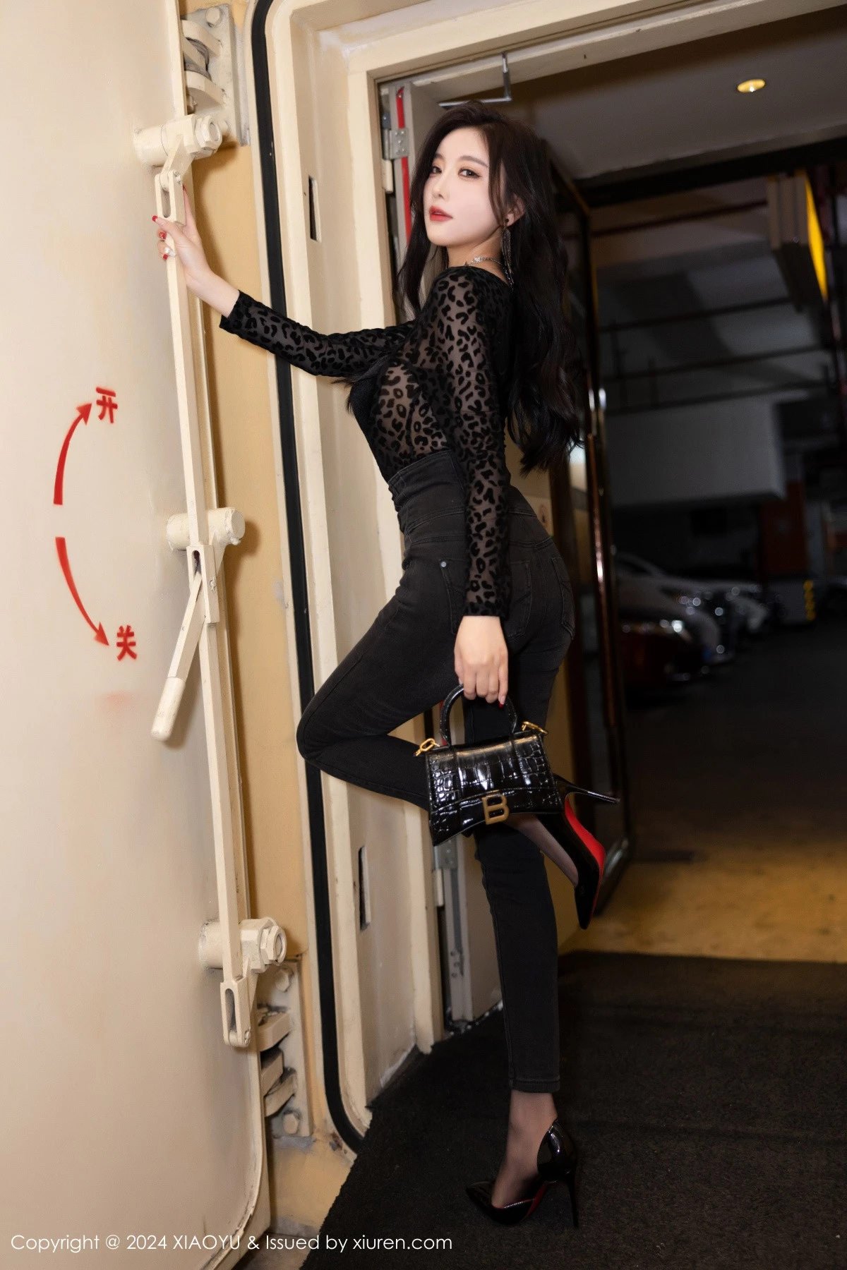 图片[34]-[XiaoYu画语界]第1216期杨晨晨写真-秀人资源网