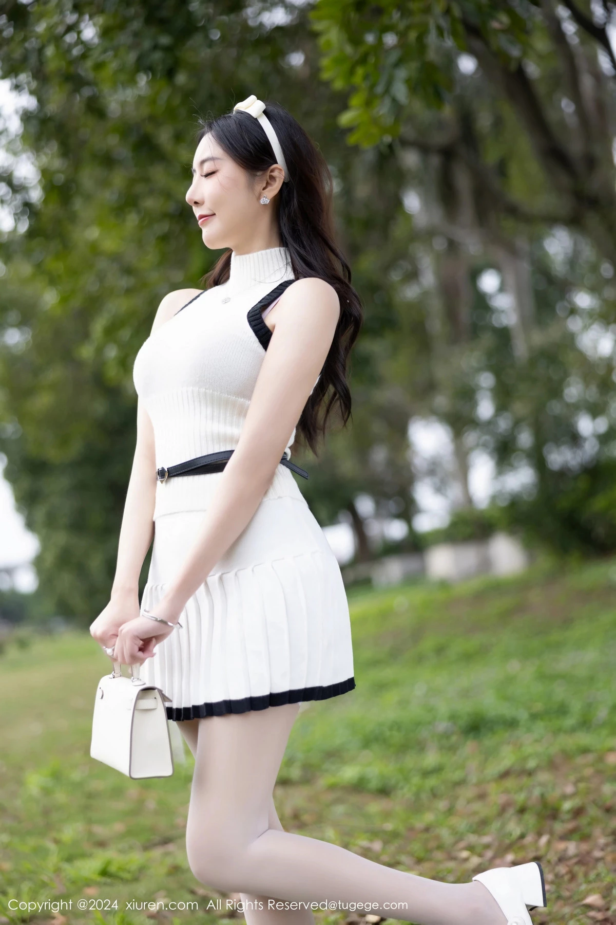 图片[12]-[XiuRen秀人网]第8334期王馨瑶写真-秀人资源网