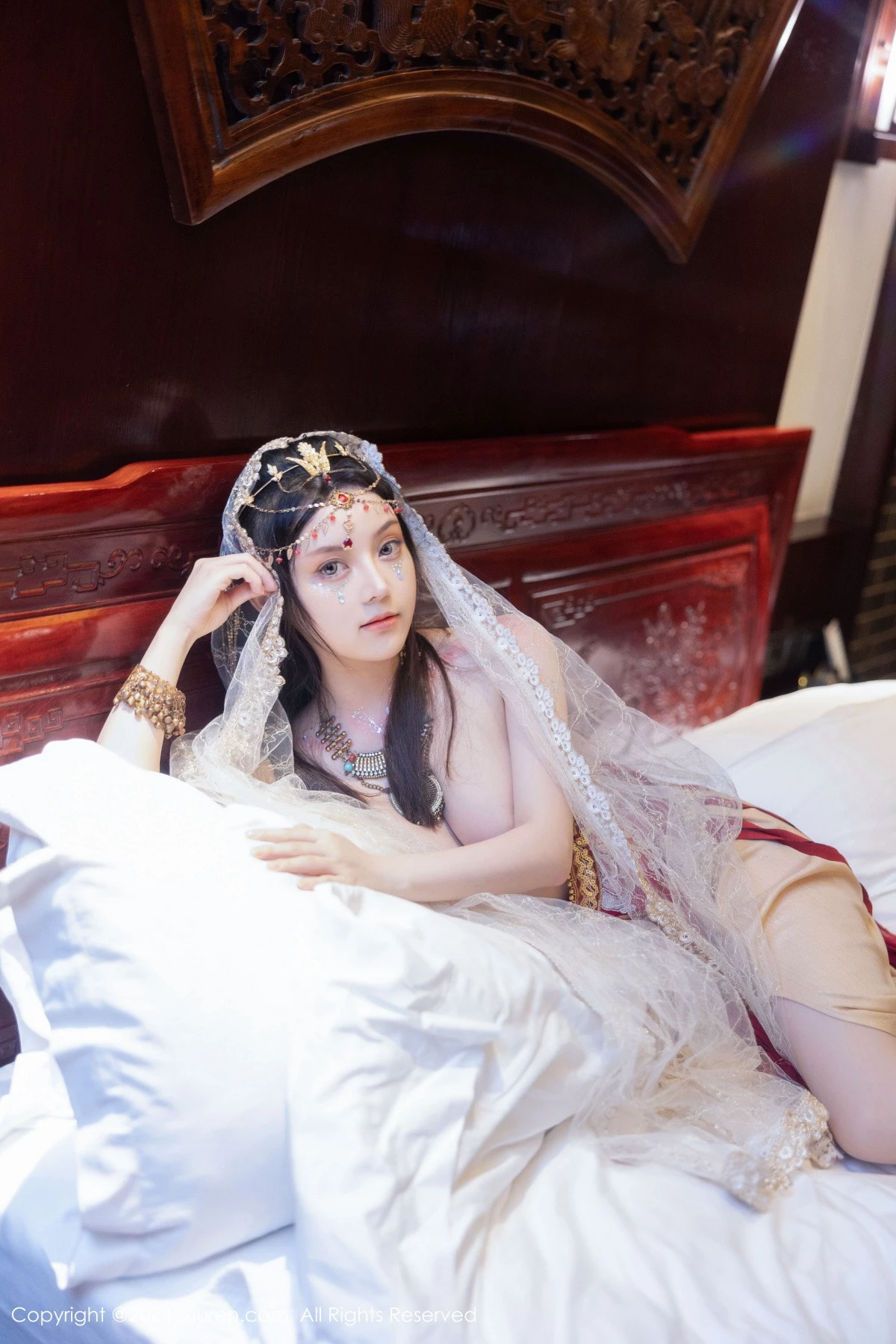 图片[13]-[XiuRen秀人网]第8349期豆瓣酱写真-秀人资源网