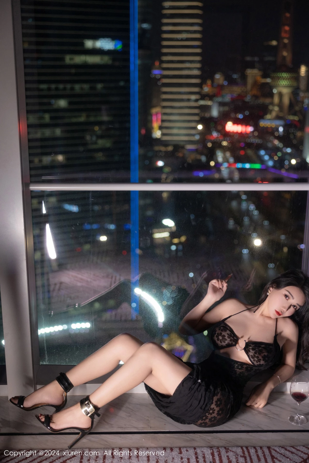 图片[3]-[XiuRen秀人网]第8355期李若汐写真-秀人资源网