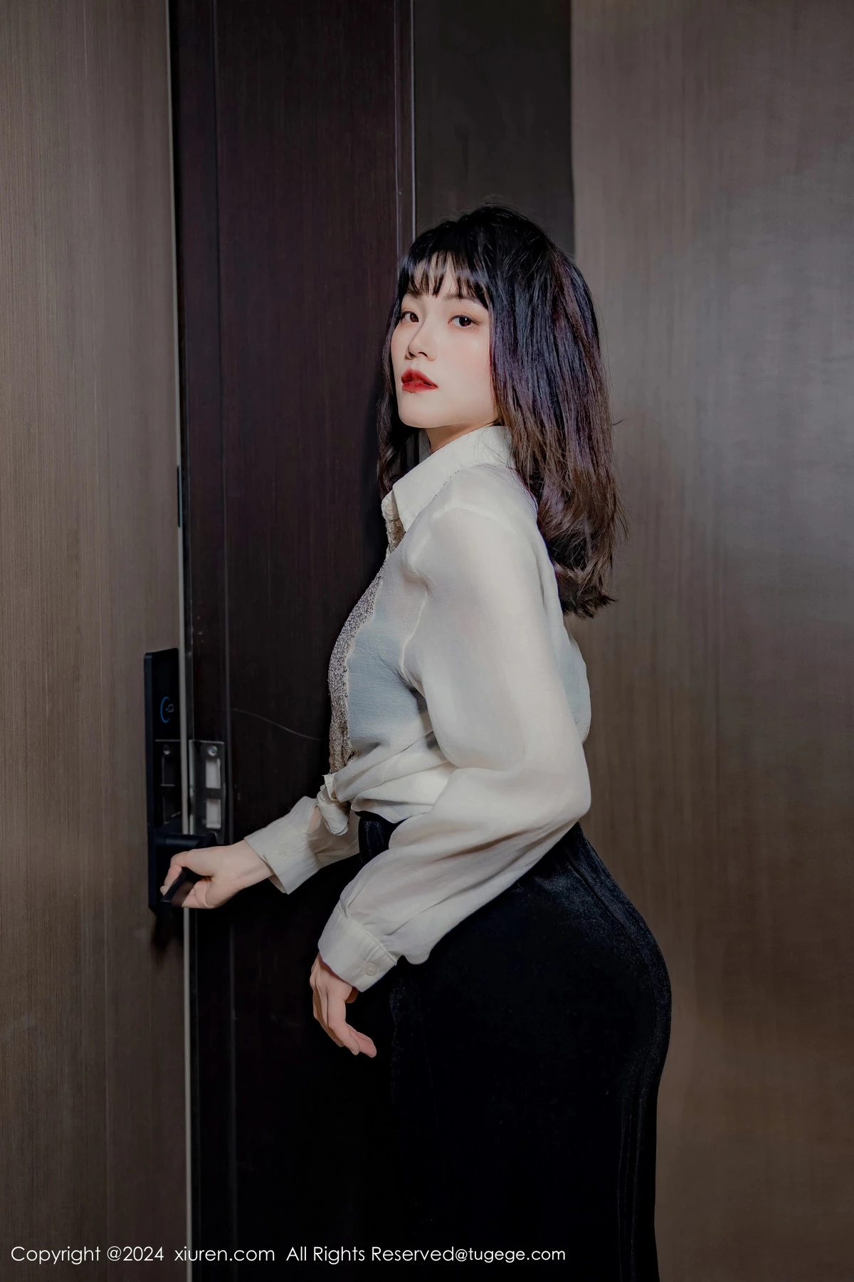 图片[5]-[XiuRen秀人网]第8353期唐安诺写真-秀人资源网