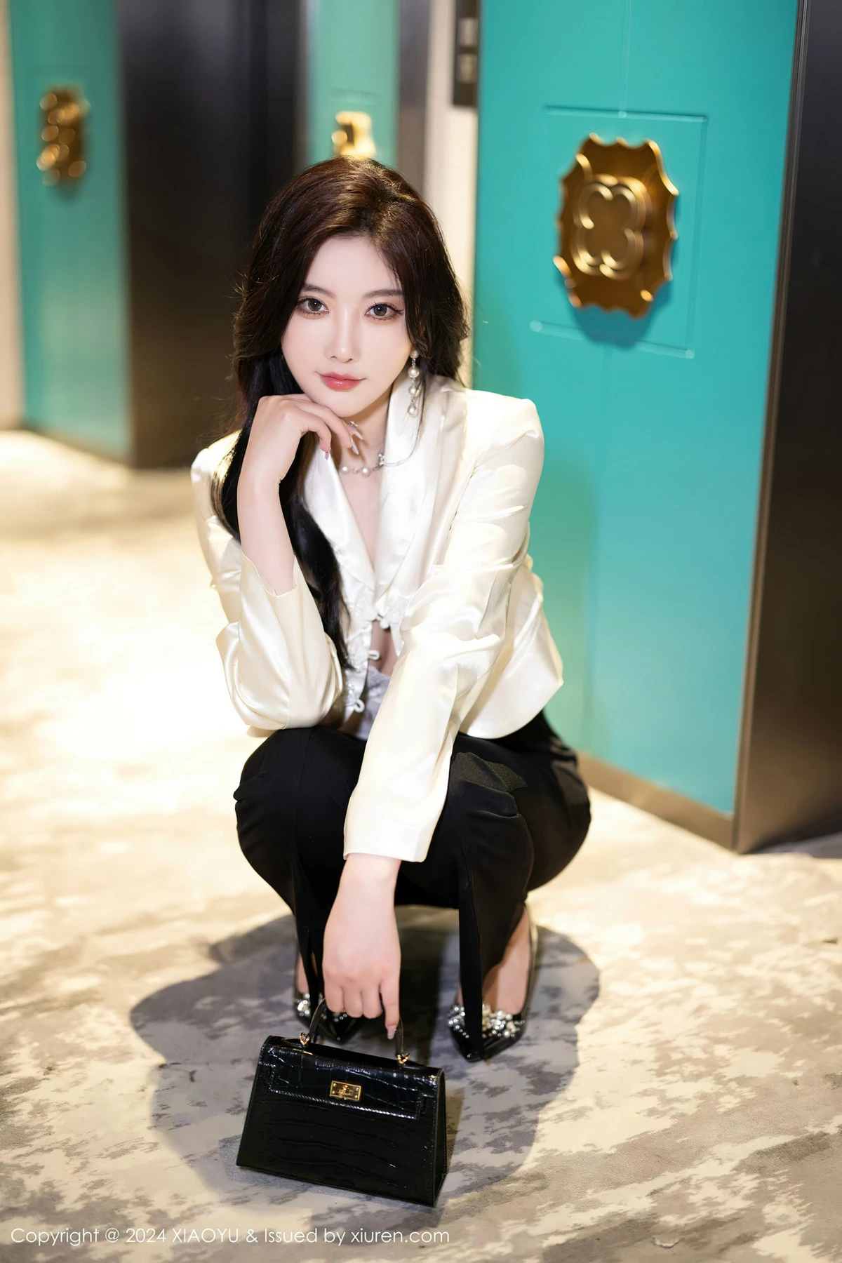 图片[2]-[XiaoYu画语界]第1233期杨晨晨写真-秀人资源网