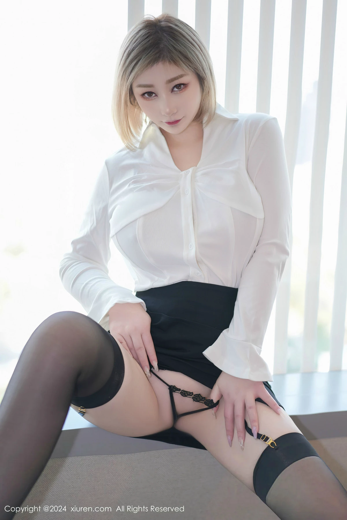 图片[2]-[XiuRen秀人网]第8381期妲己写真-秀人资源网