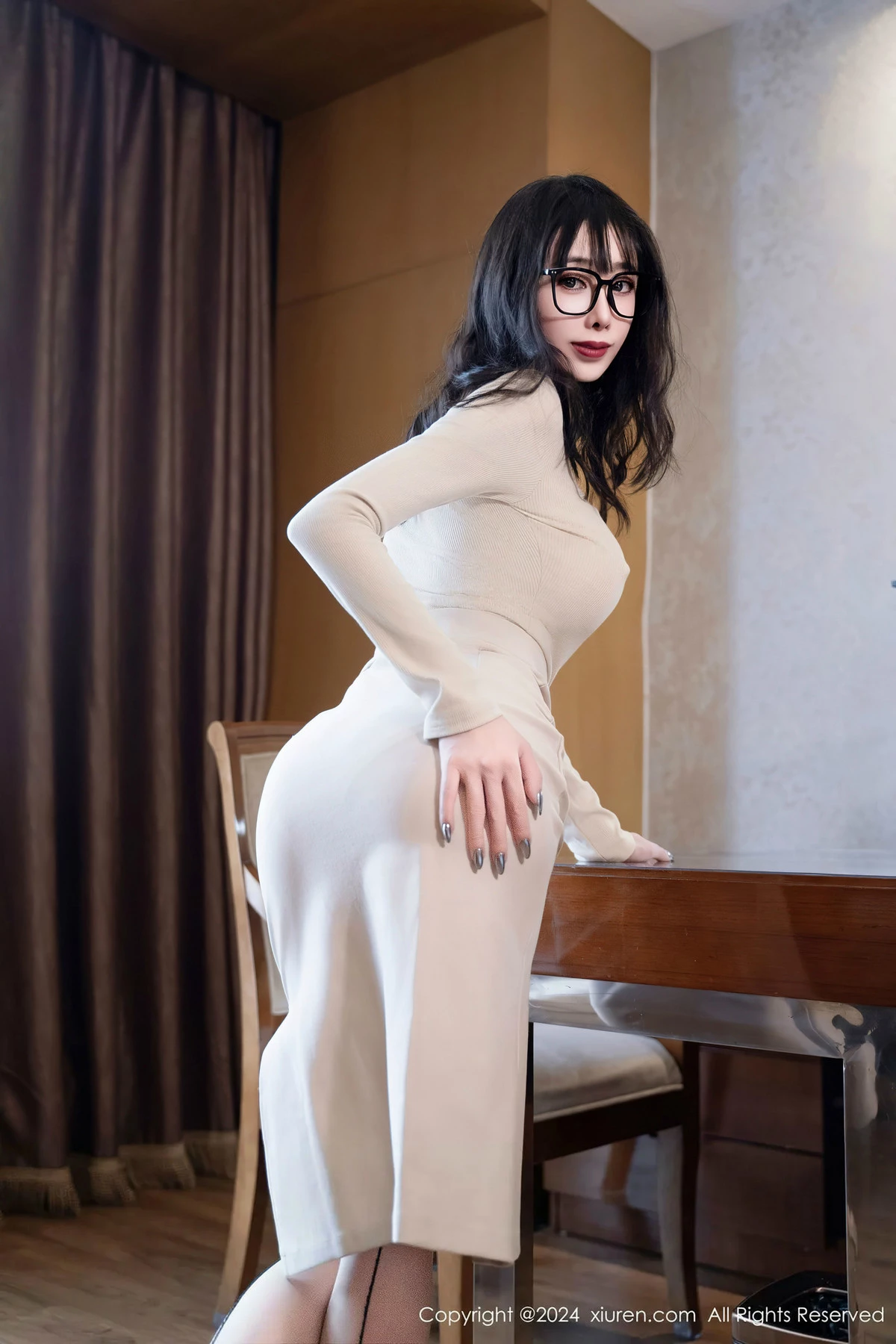 图片[4]-[XiuRen秀人网]第8392期宝宝甜写真-秀人资源网