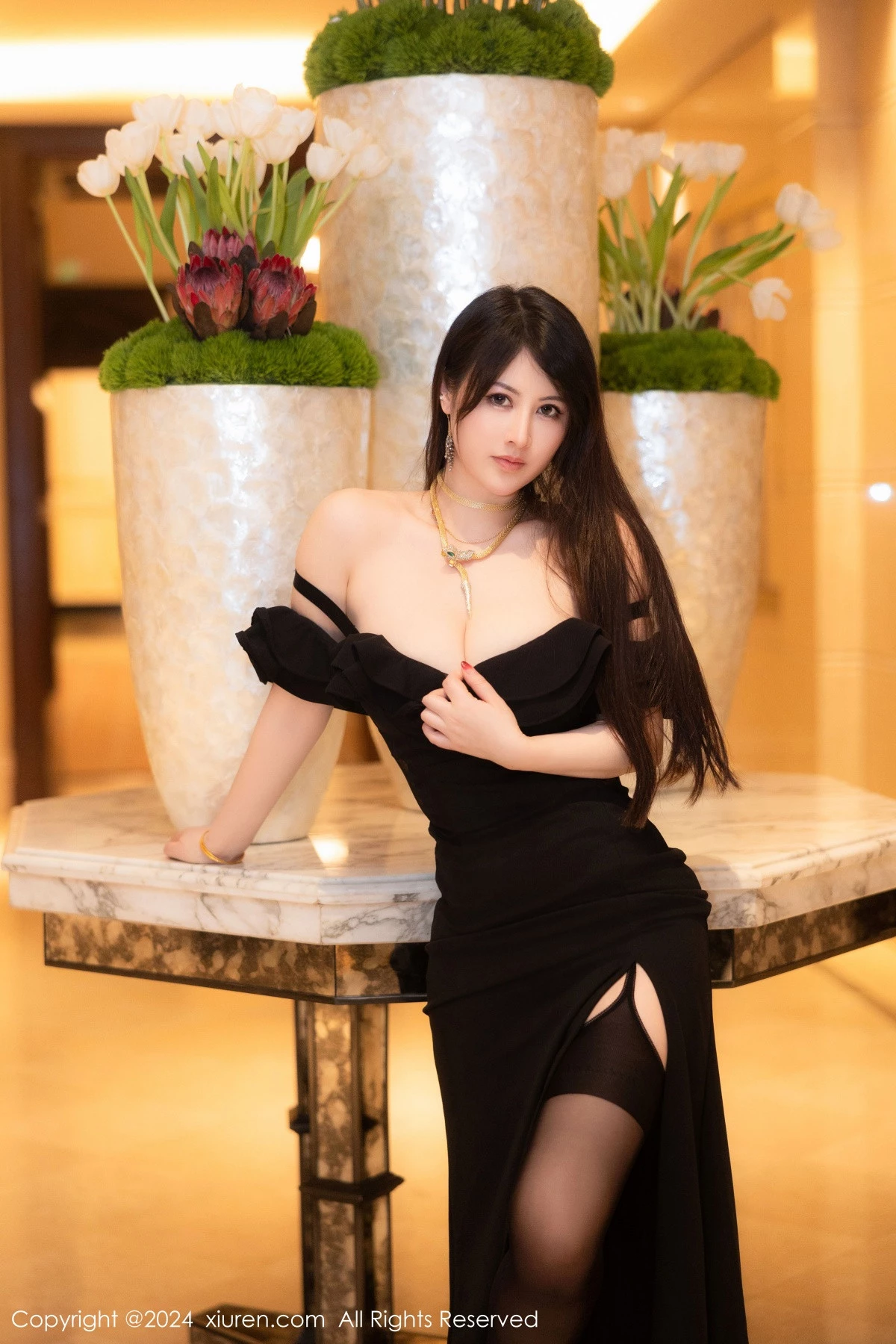 图片[12]-[XiuRen秀人网]第8397期诗诗写真-秀人资源网