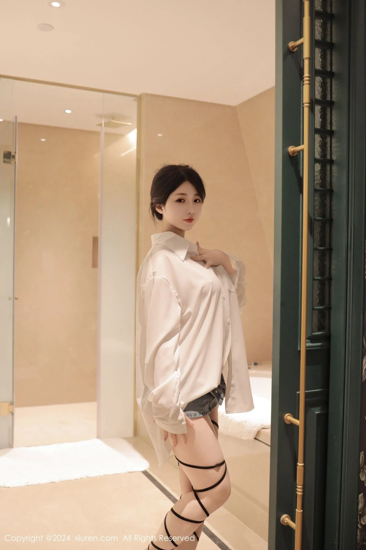 图片[17]-[XiuRen秀人网]第8400期陈小花写真-秀人资源网