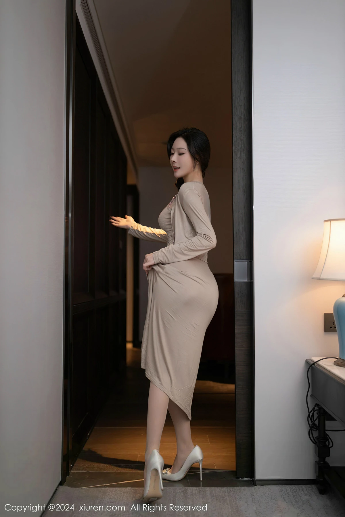 图片[2]-[XiuRen秀人网]第8417期小逗逗写真-秀人资源网