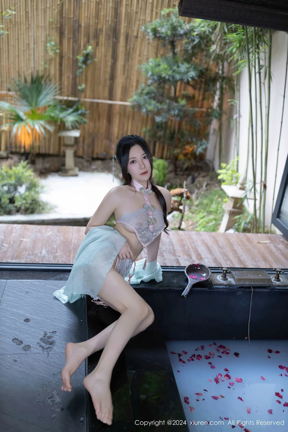 图片[24]-[XiuRen秀人网]第8428期鱼子酱写真-秀人资源网